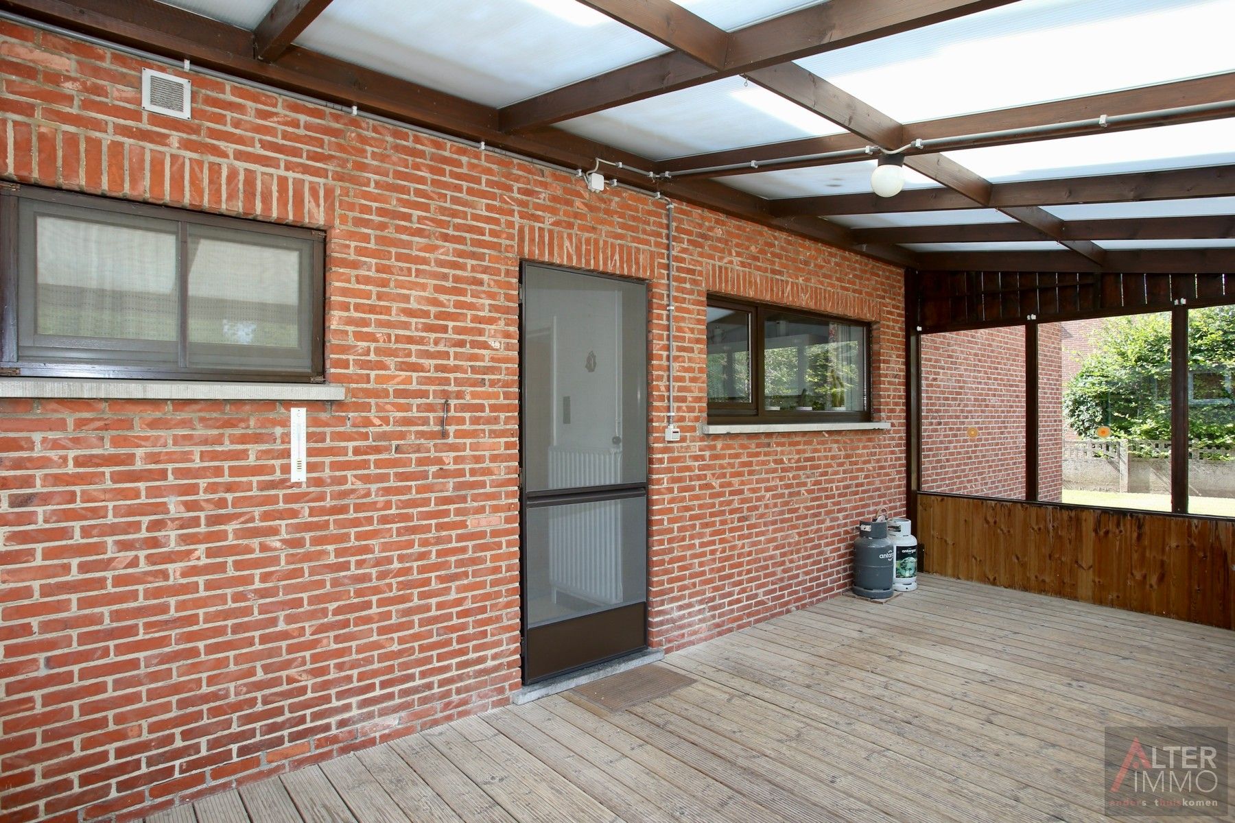 Goed gelegen, degelijk onderhouden woning te Viversel! 3 slaapkamers, 10are en breed perceel van 23m. foto 30