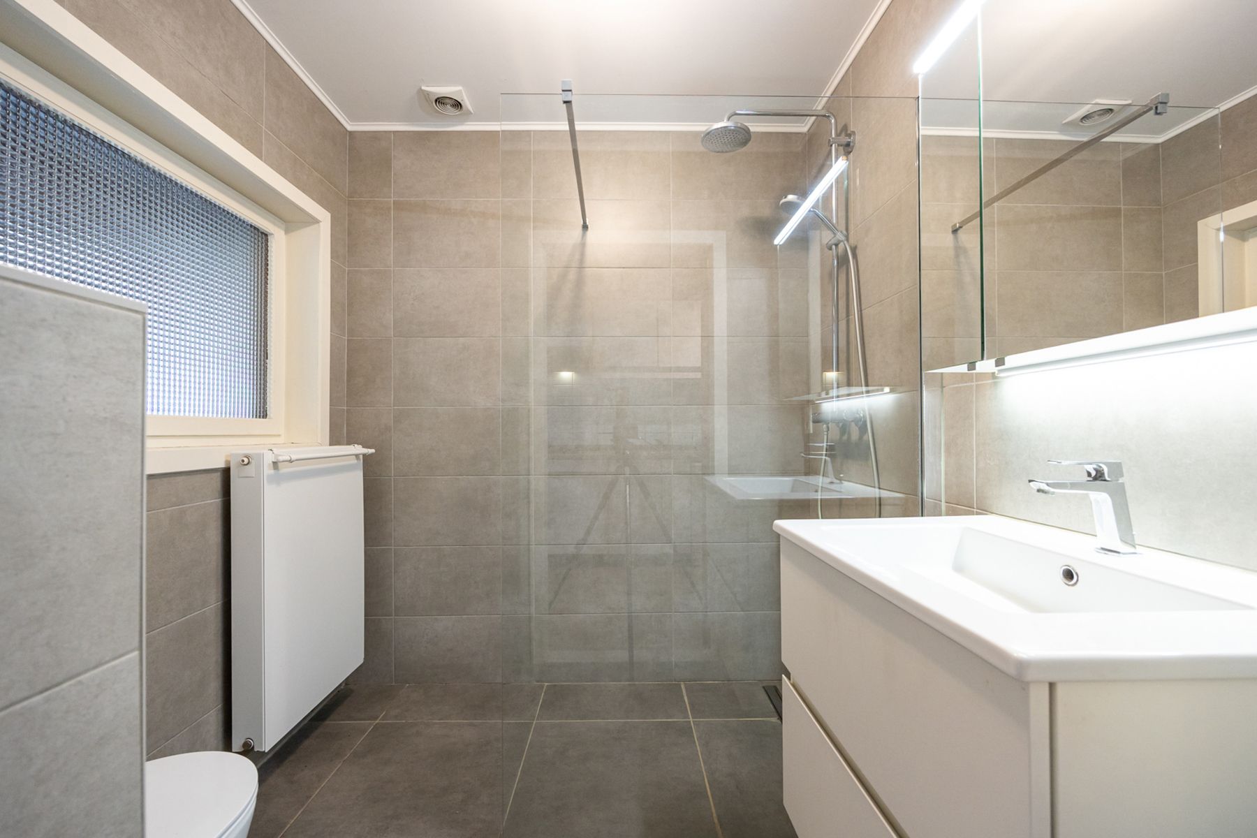 HOB met 3slk op 600m2 foto 19