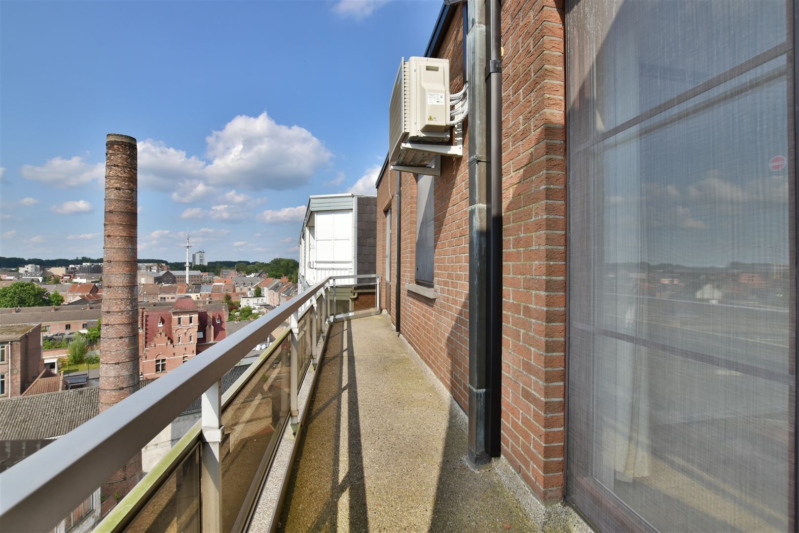 Ruim dakappartement met fantastisch zicht in het hartje van Dendermonde  foto 4