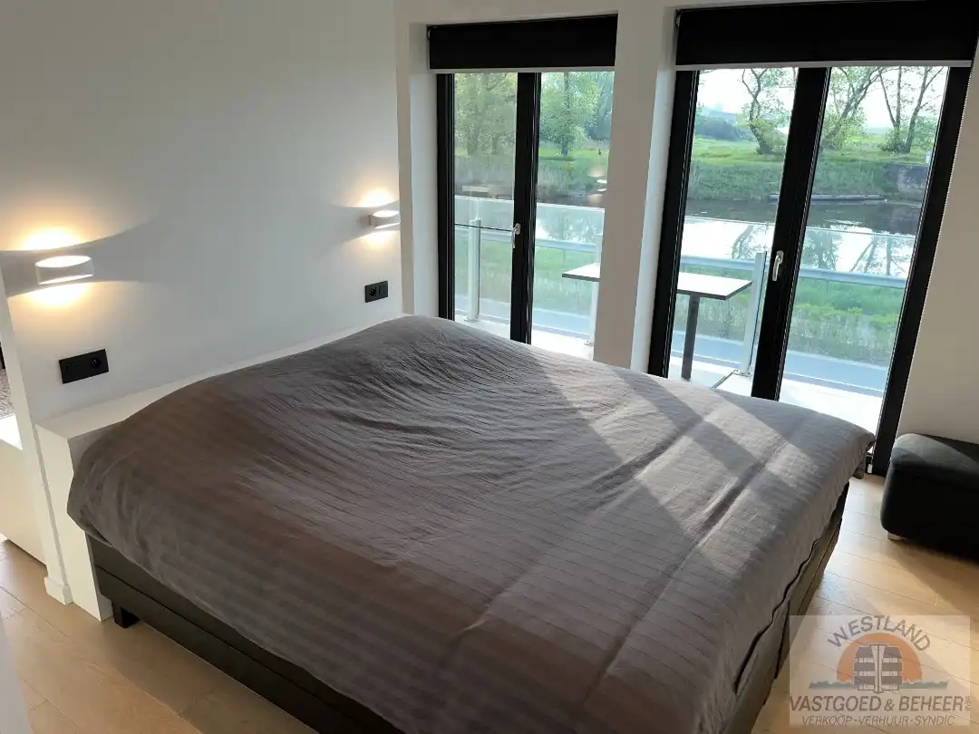 Lichtrijk hoekappartement met prachtig uitzicht foto 11