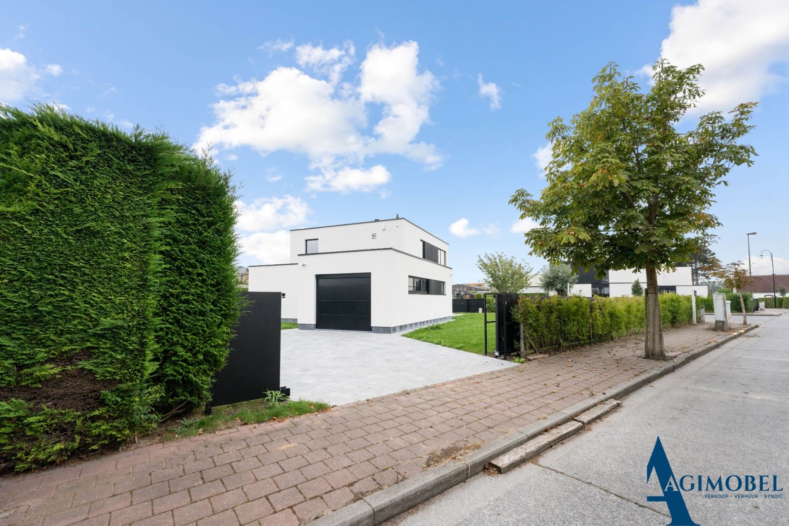 Exclusief te koop: Luxueuze, moderne villa in rustige residentiële omgeving foto 4