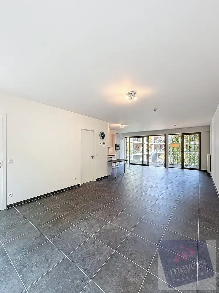 Ruime assistentiewoning met terras in het centrum van Hasselt foto 9