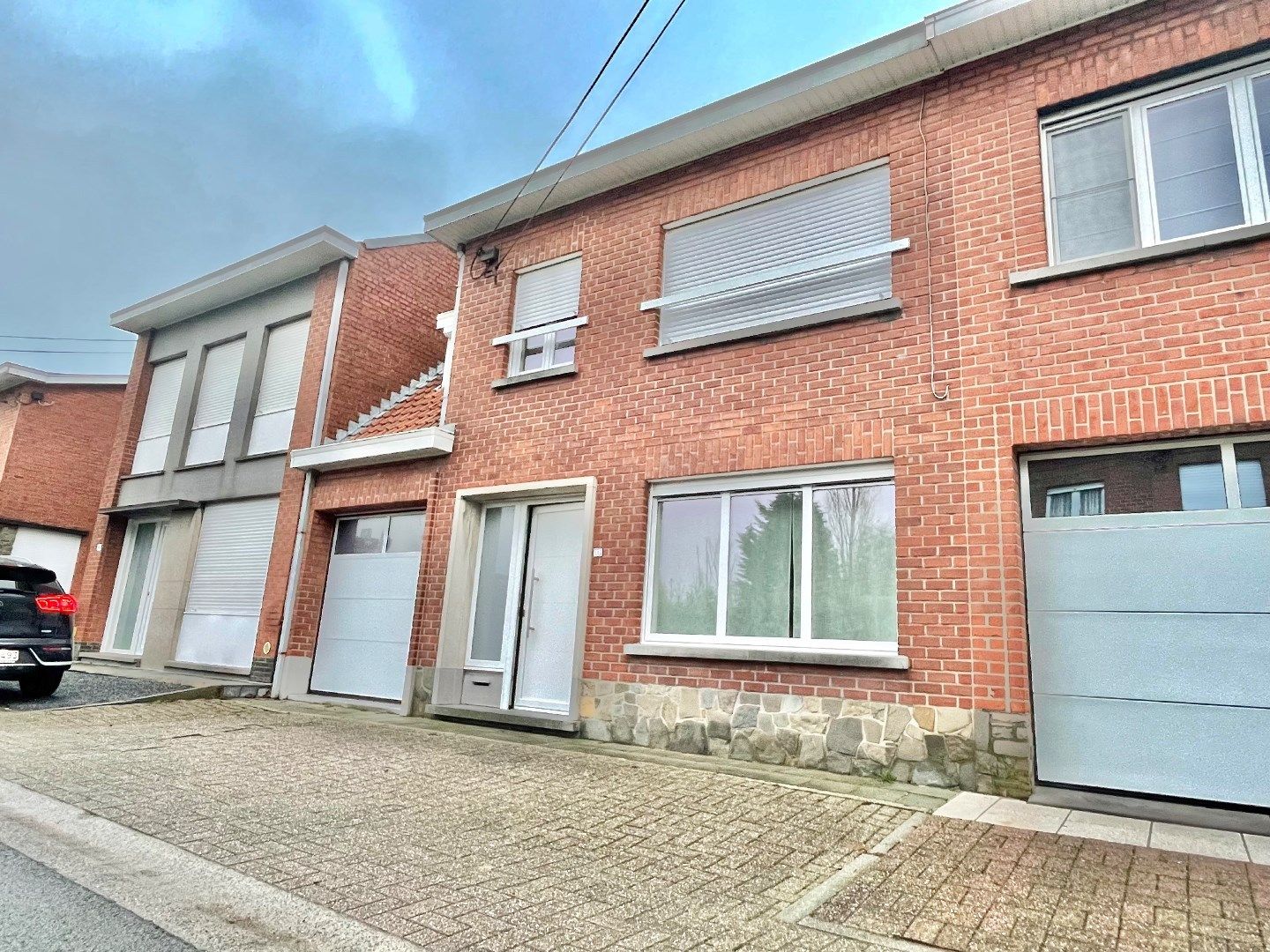 Grote woning met 3 kamers, garage en zongerichte tuin foto 24