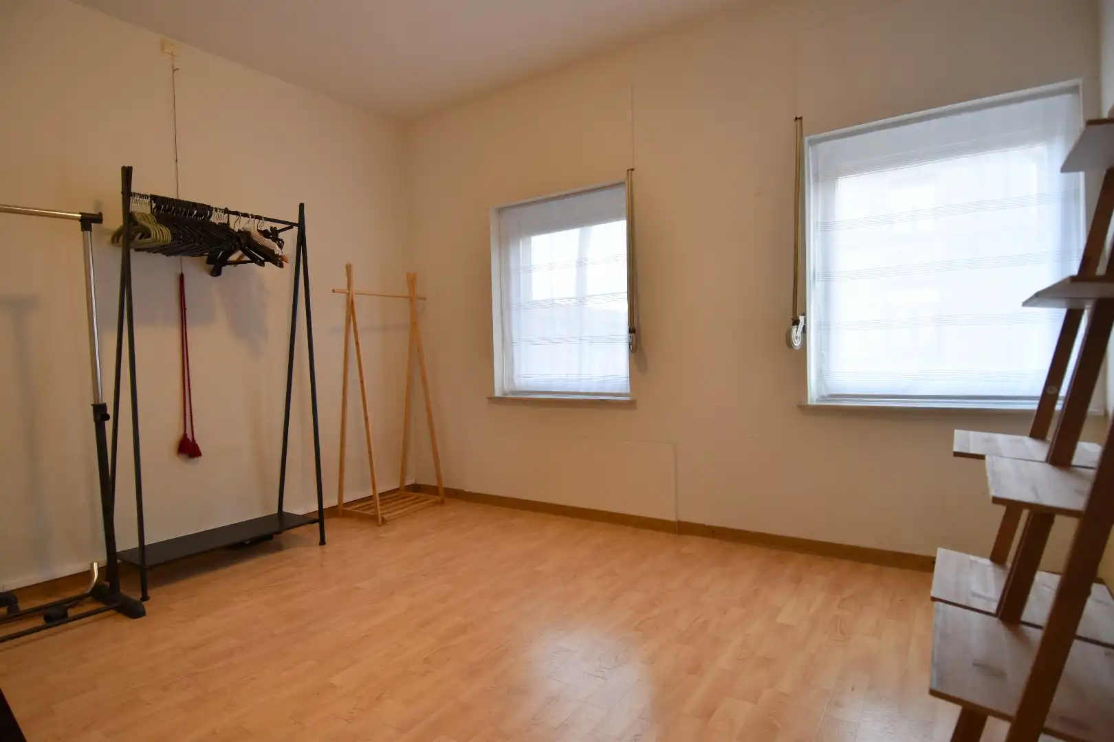 Stadswoning met 2 slaapkamers en zonnige stadstuin te Kortrijk foto 10