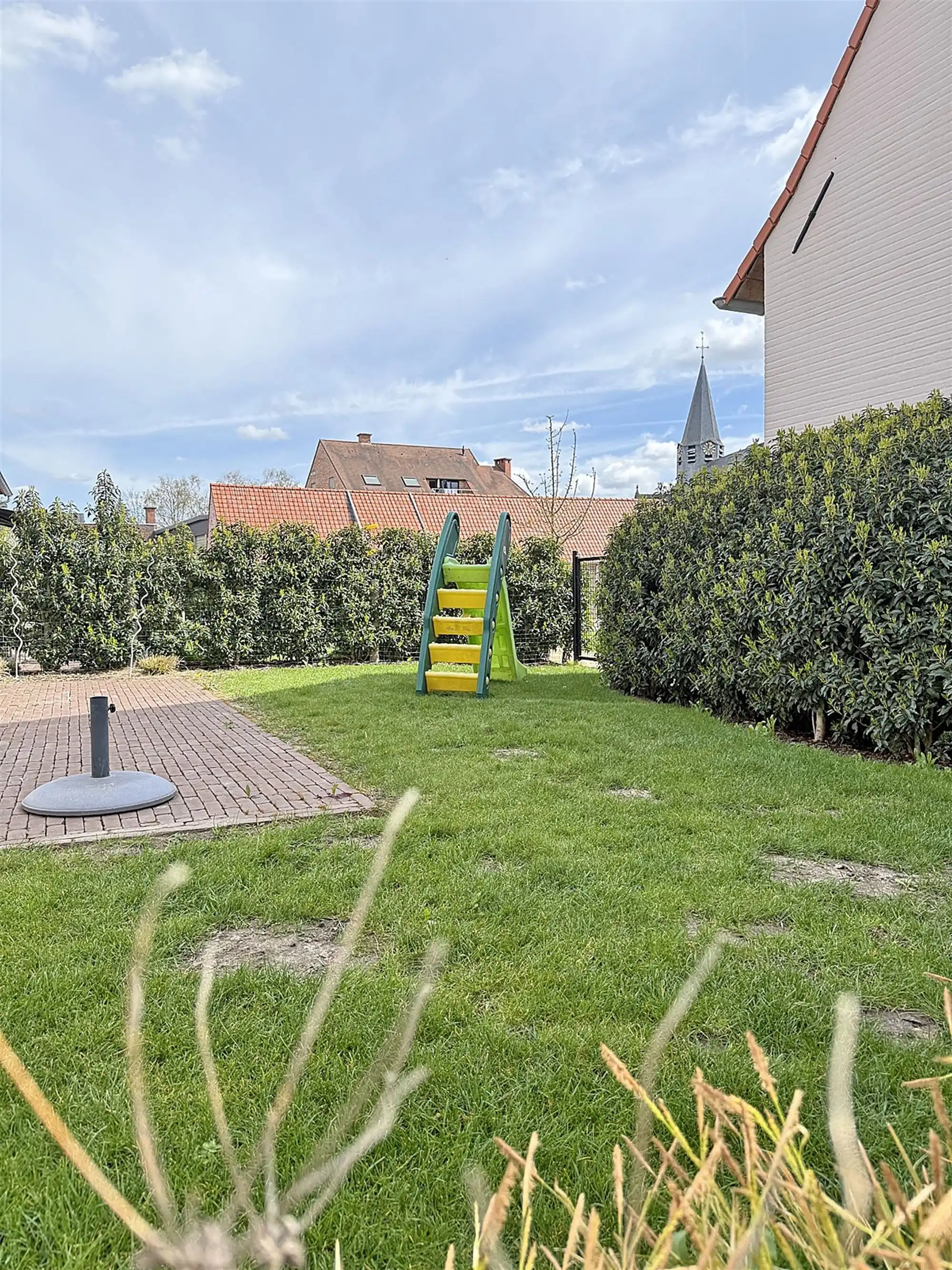 Instapklare DORPSWONING met 3 SLAAPKAMERS, TUIN/TERRAS, PARKING & grote KELDER foto 10