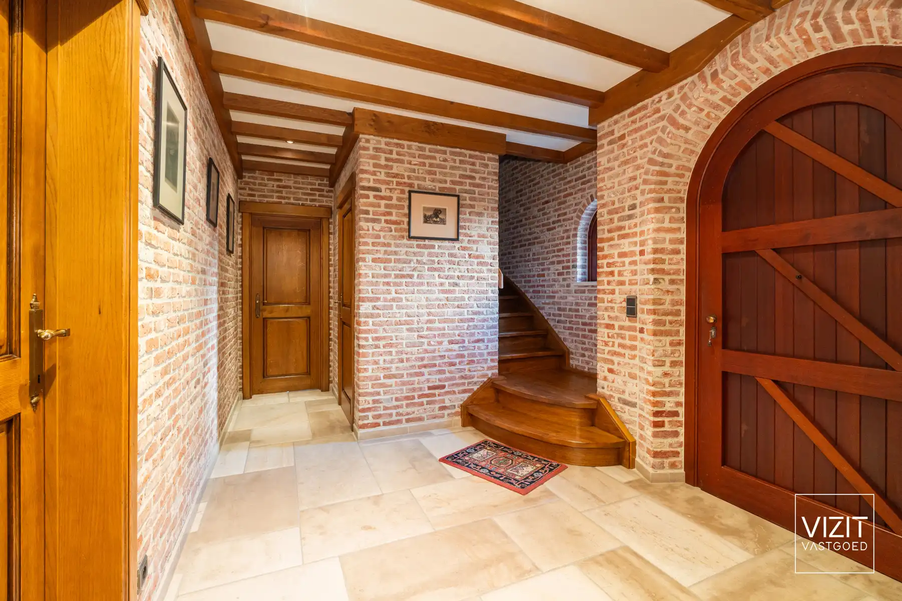 Karaktervolle, ruime villa met 4 à 5 slaapkamers in Appelterre foto 6