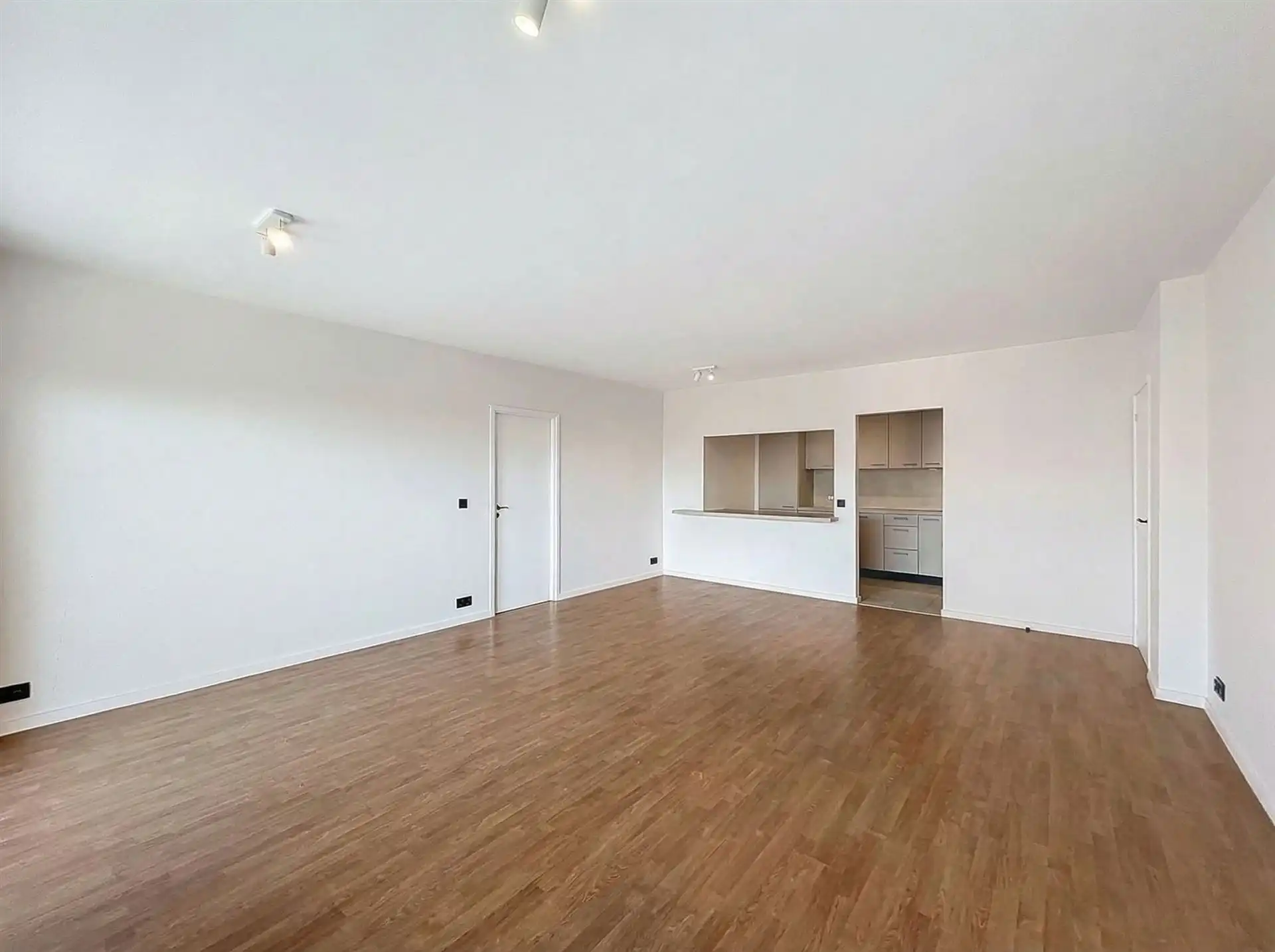 Volledig gerenoveerd appartement met gunstig EPC foto 10