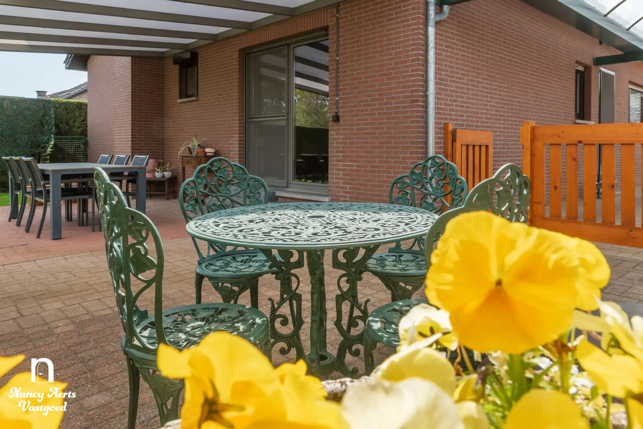 Lichtrijke woning met prachtige tuin en groeipotentieel foto 45