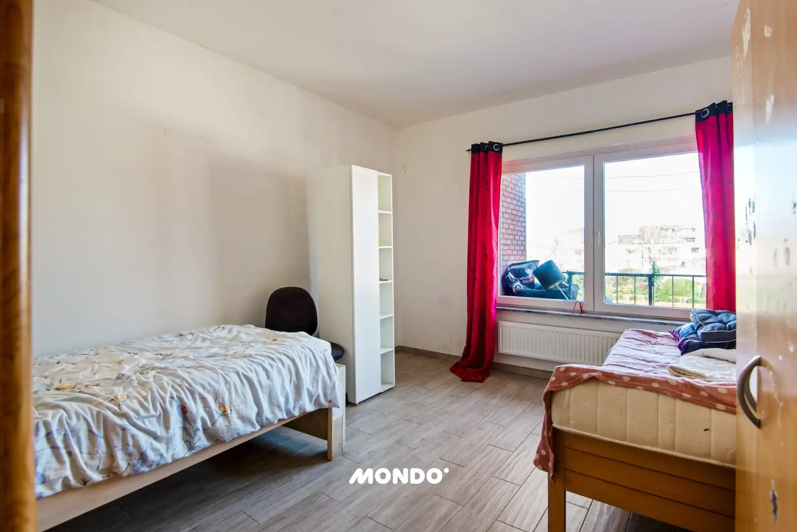 Kleinschalig gebouw met 2 appartementen en ruime garage met tuin in het centrum van Willebroek foto 12