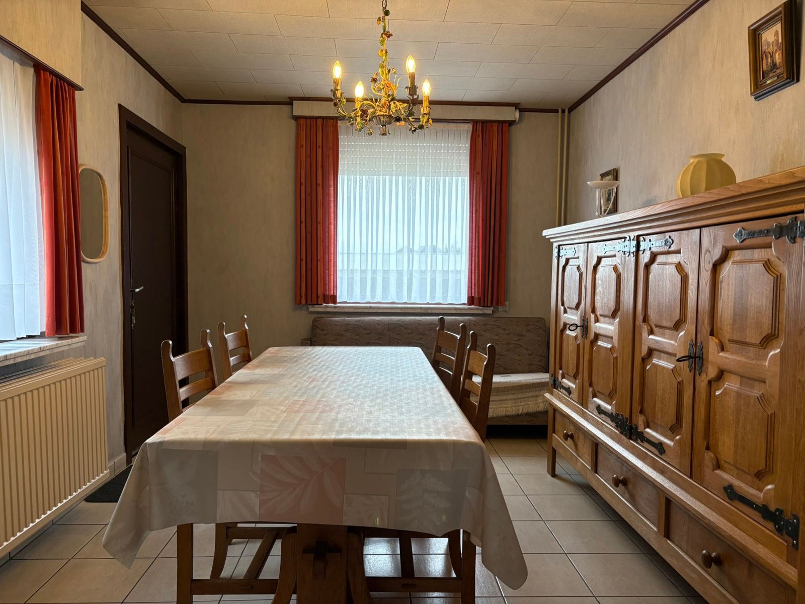 Rustig gelegen , ruime woning te huur in Wezemaal.  foto 5