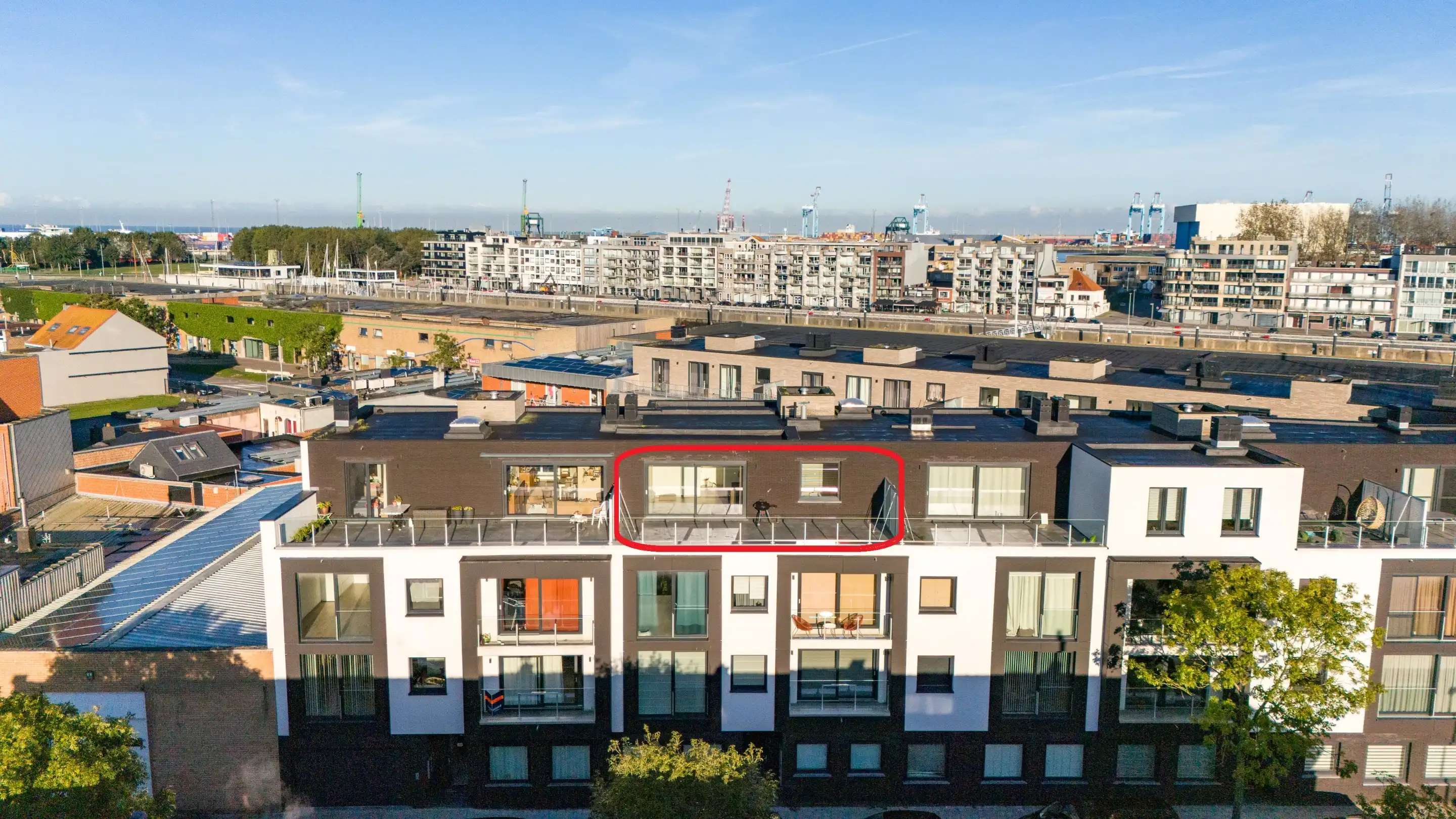 Energiezuinige penthouse mét parking te Zeebrugge foto 16