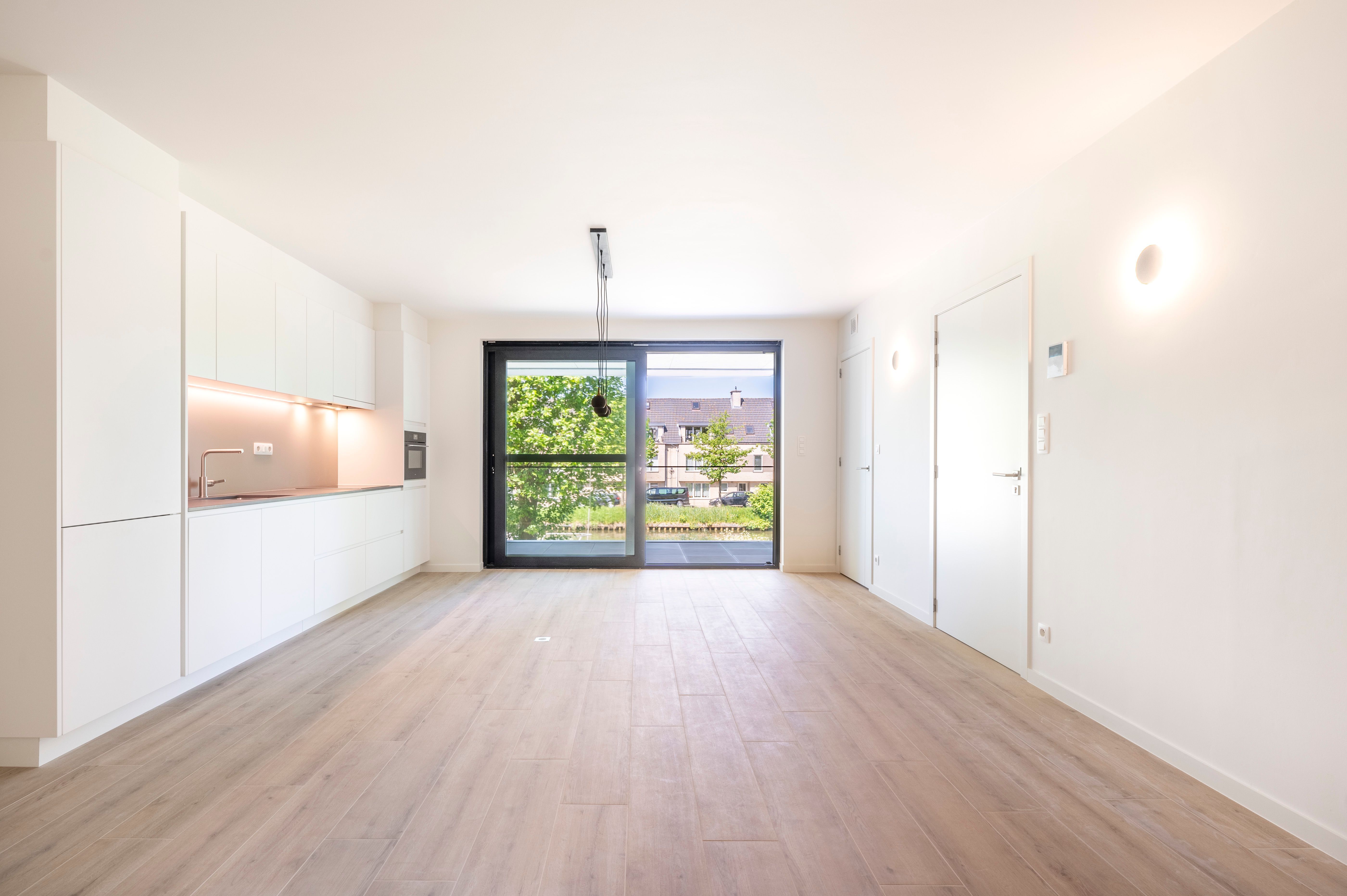 Stijlvol nieuwbouwappartement met uniek zicht op de Vaart van Schoten. foto 4
