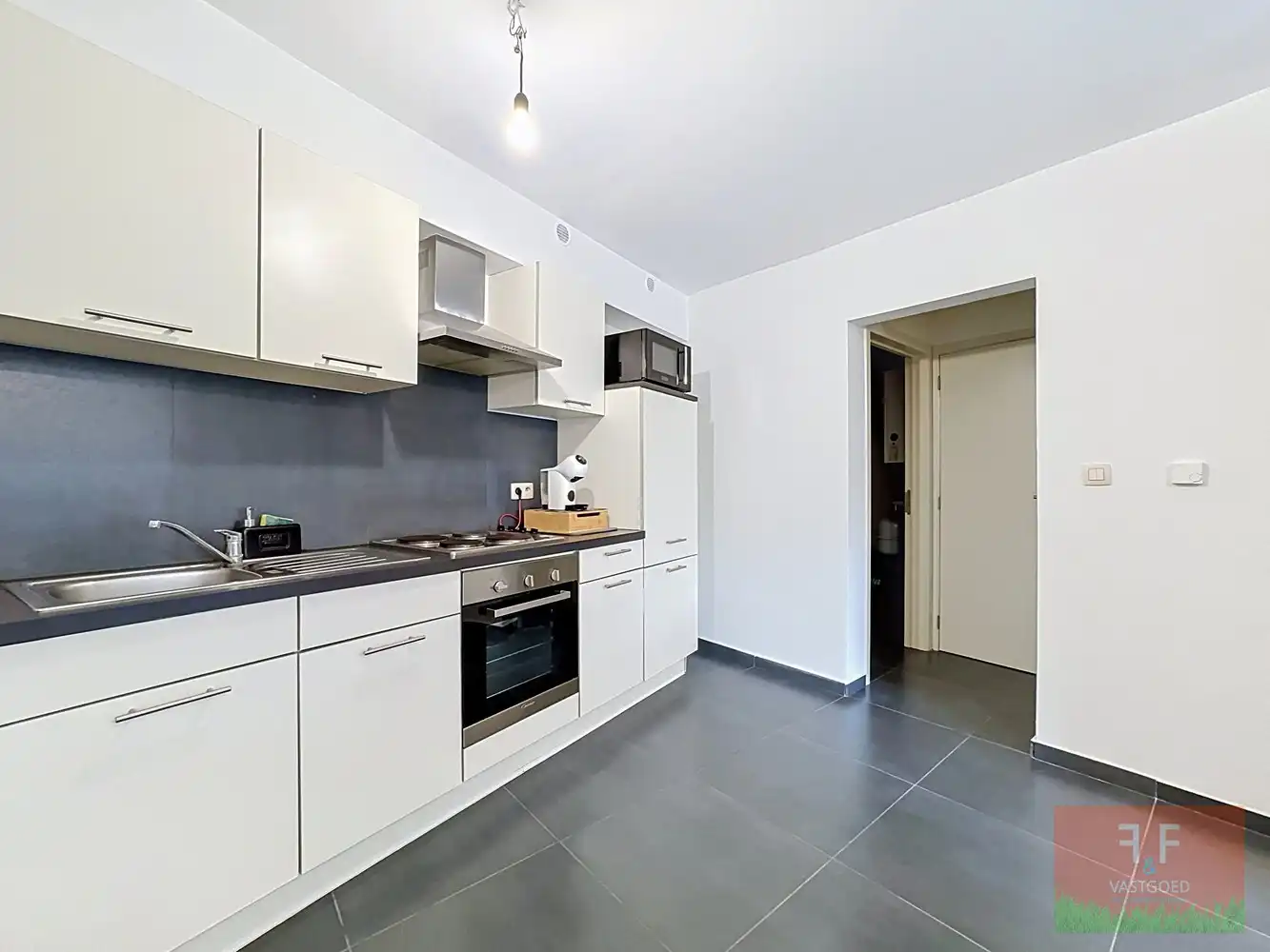 Instapklaar gelijkvloers appartement met parkeerplaats te Grotenberge foto 10