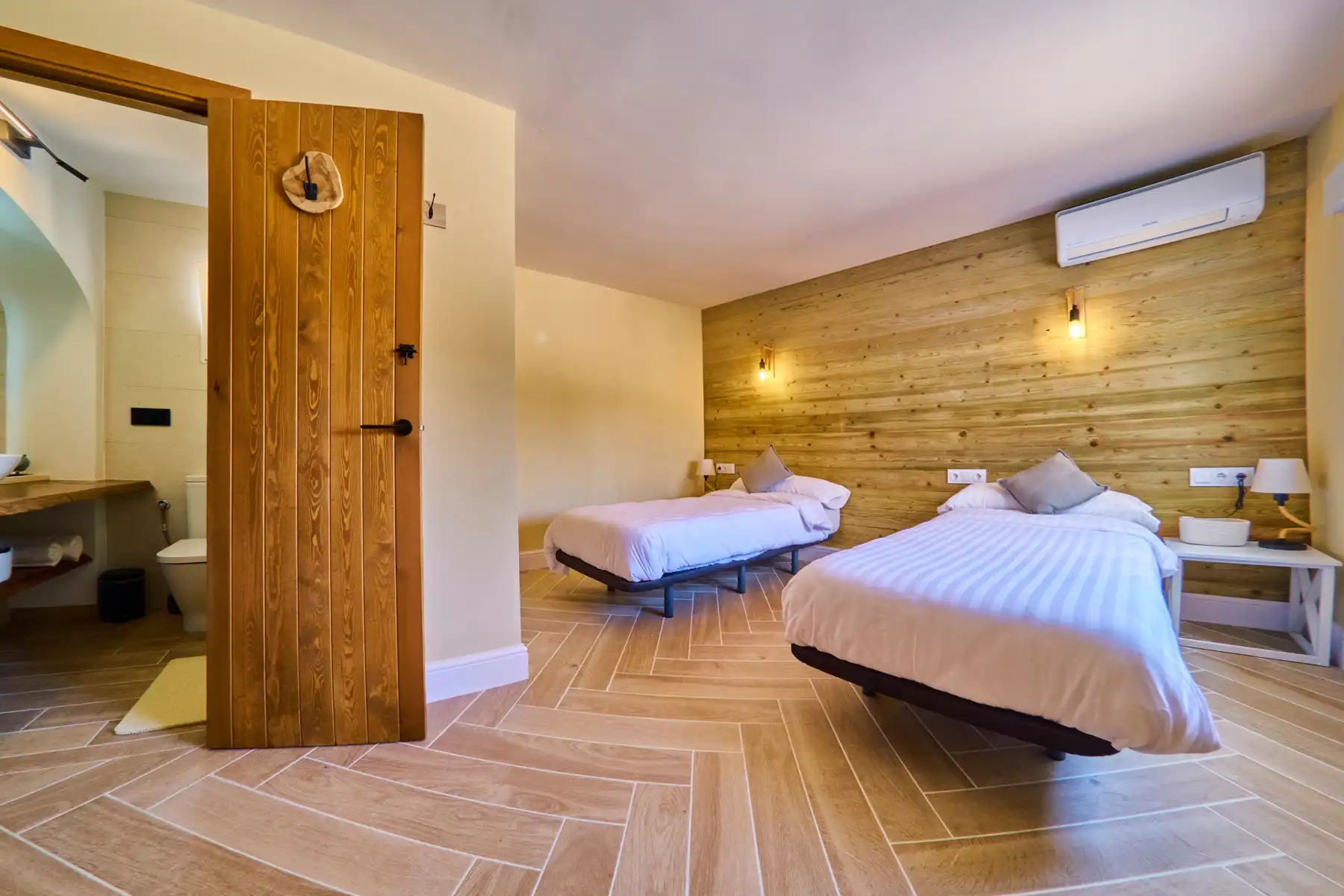 Unieke investeringsvilla met 11 slaapkamers in Jávea foto 13