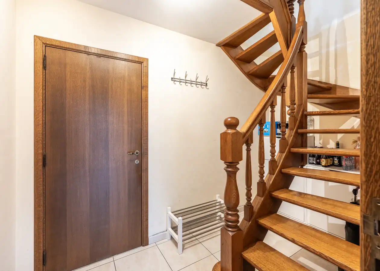 Instapklare halfopen woning met tuin en garage in Bredene foto 8
