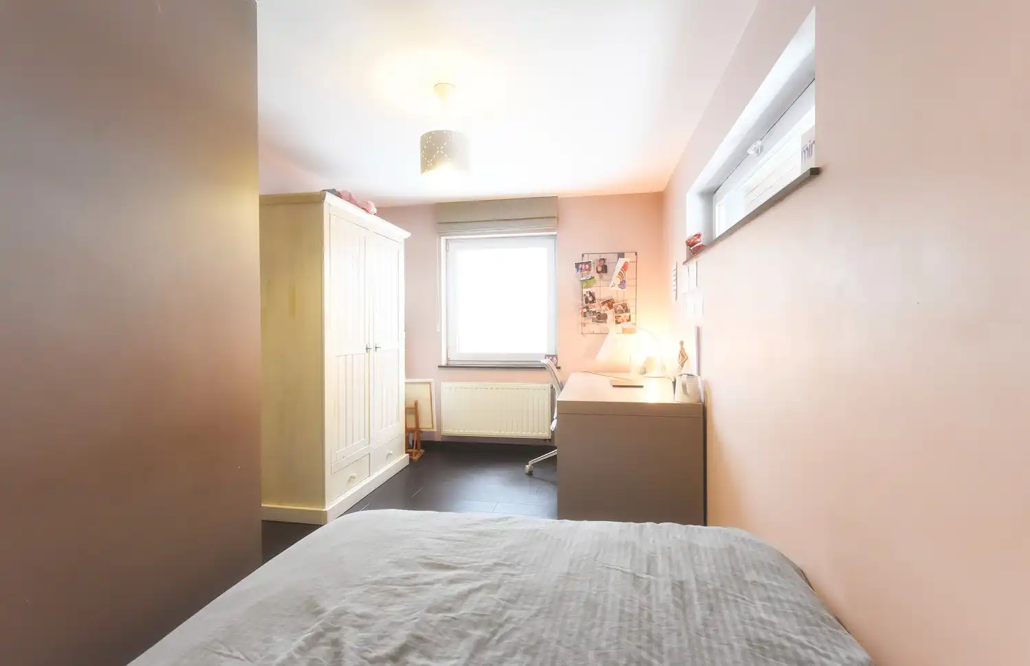 Rustig gelegen instapklare woning met 4 slaapkamers. foto 12