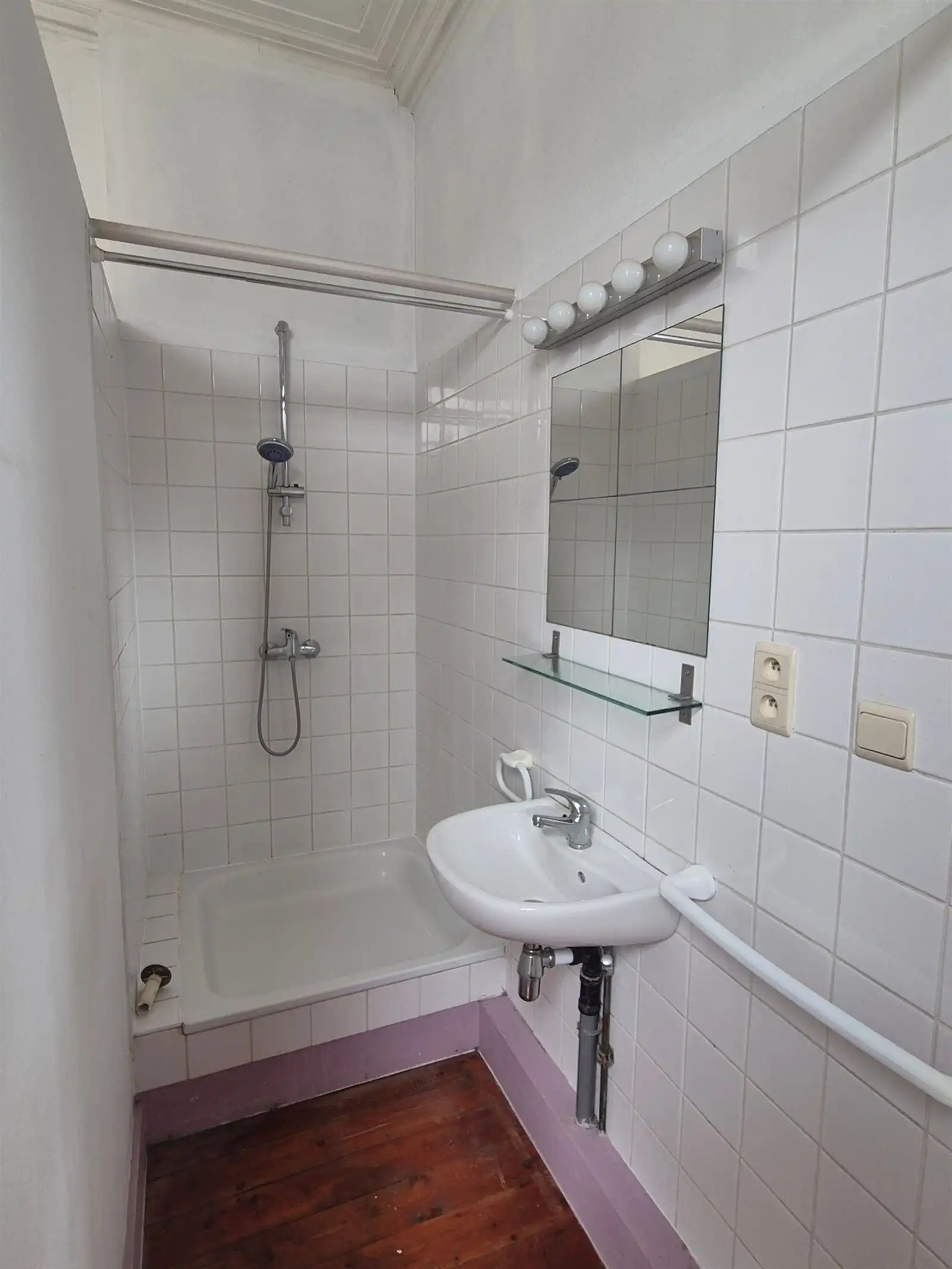 1-slpk Appartement aan de bruisende Dageraadplaats foto 11
