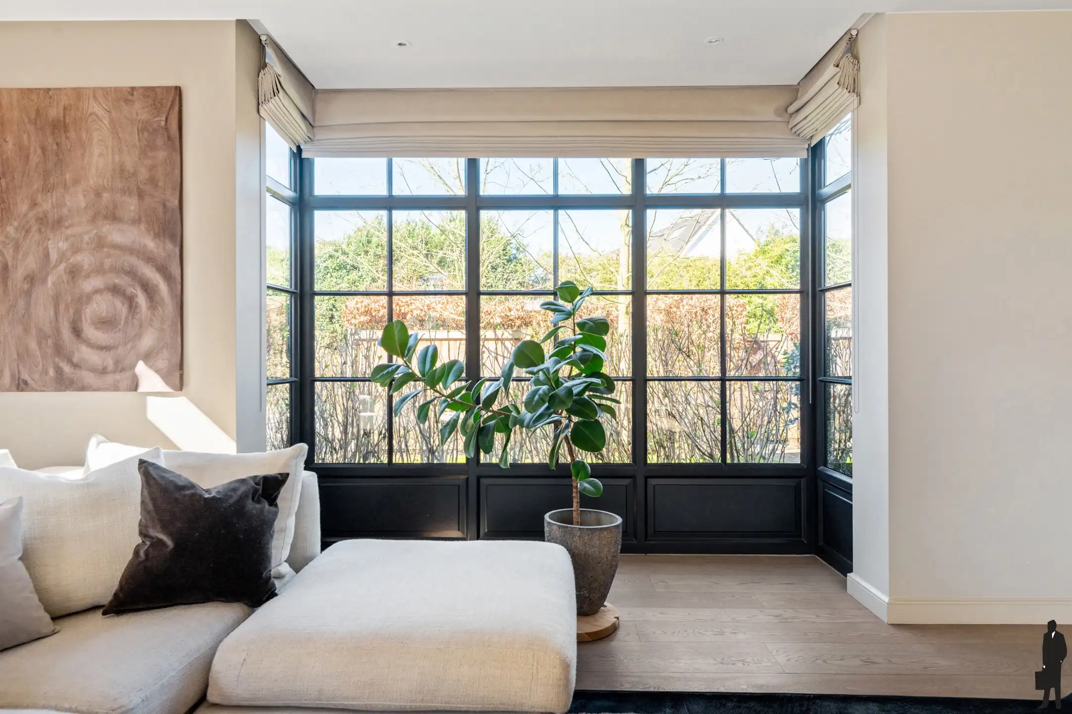 Prachtige woning met 4 slpks, 2 badks en ZW tuin met privacy foto 6