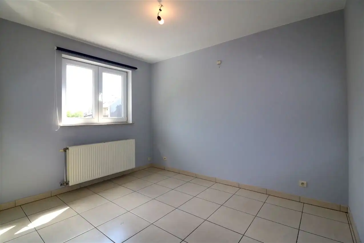 Appartement met 2 slpk., grote garage en terras, rustige ligging foto 21