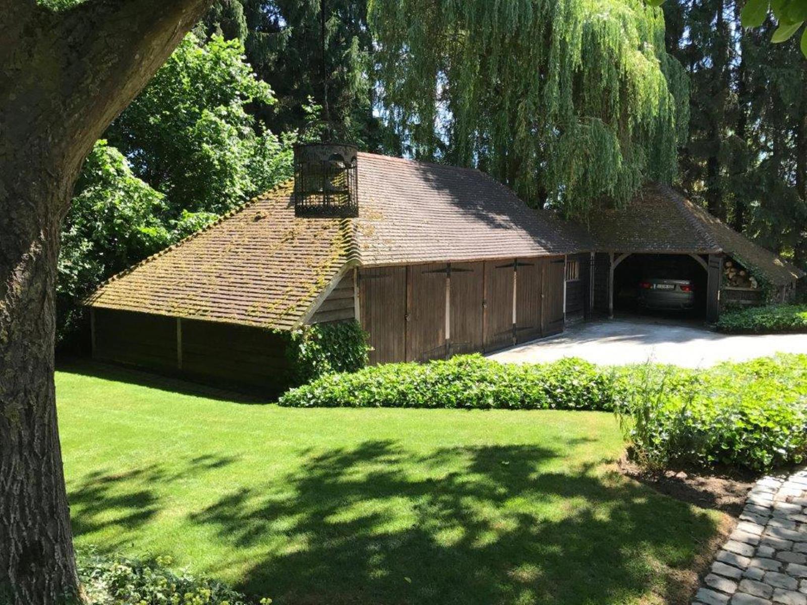 Landelijke villa met 5 slaapkamers en grote tuin foto 2