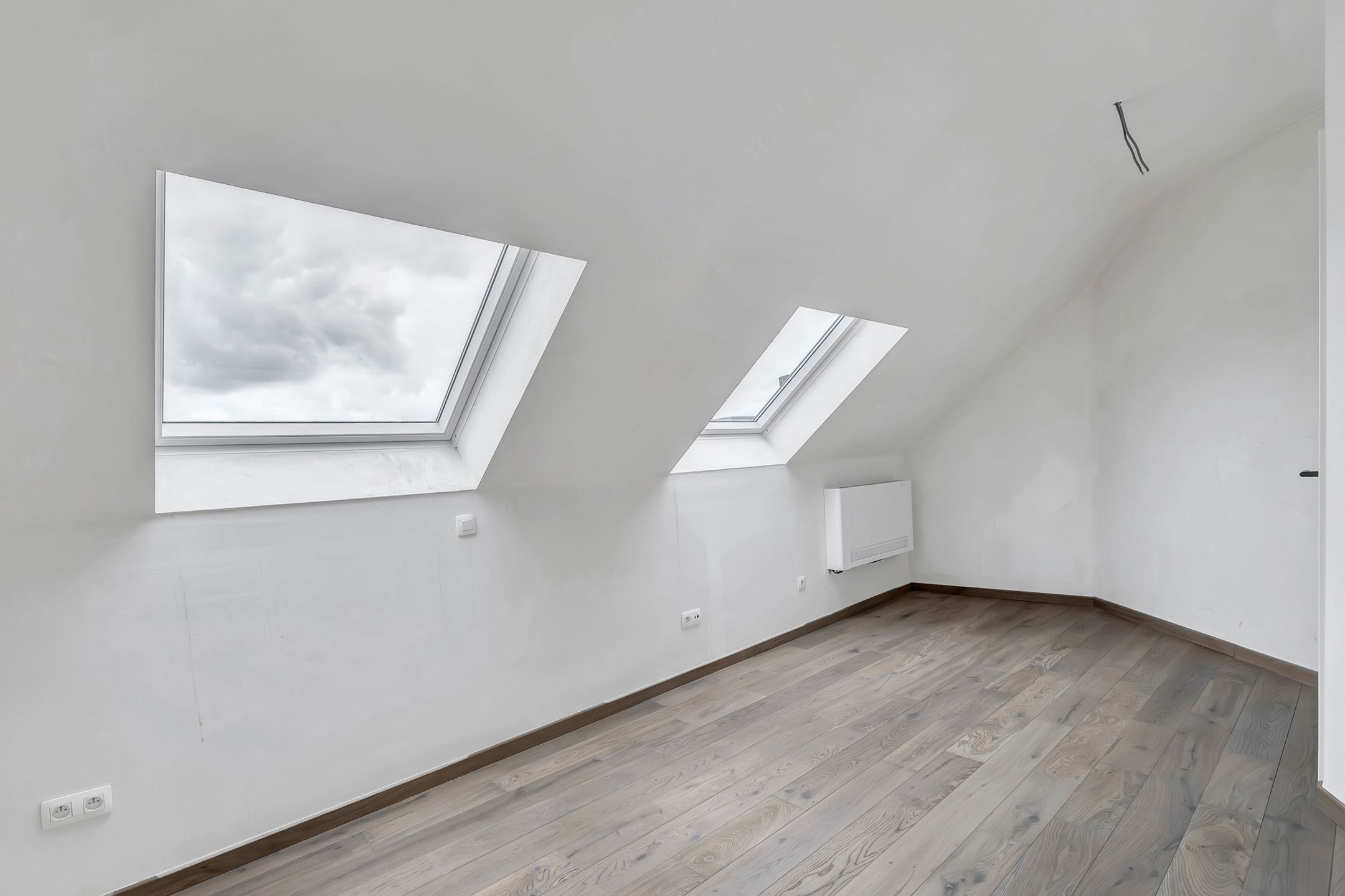 Uniek duplex appartement met twee slaapkamers foto 27