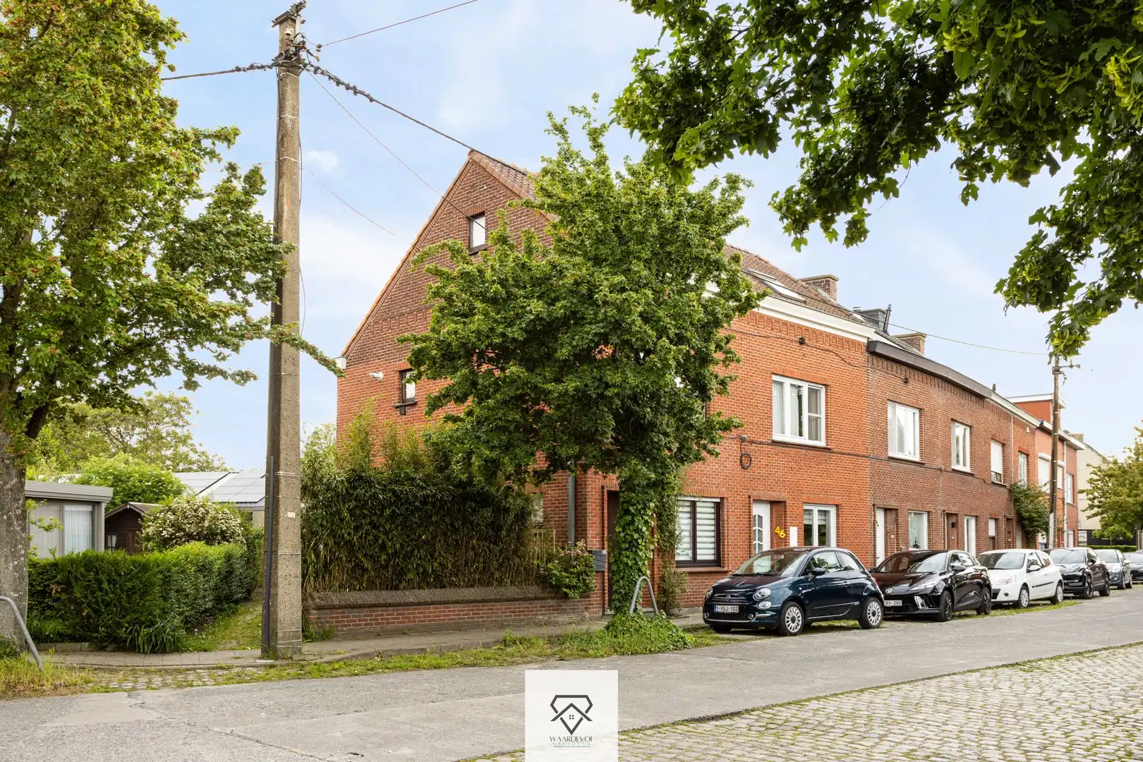 Hoofdfoto van de publicatie: Gezellige woning met terras op rustige ligging in Oostakker