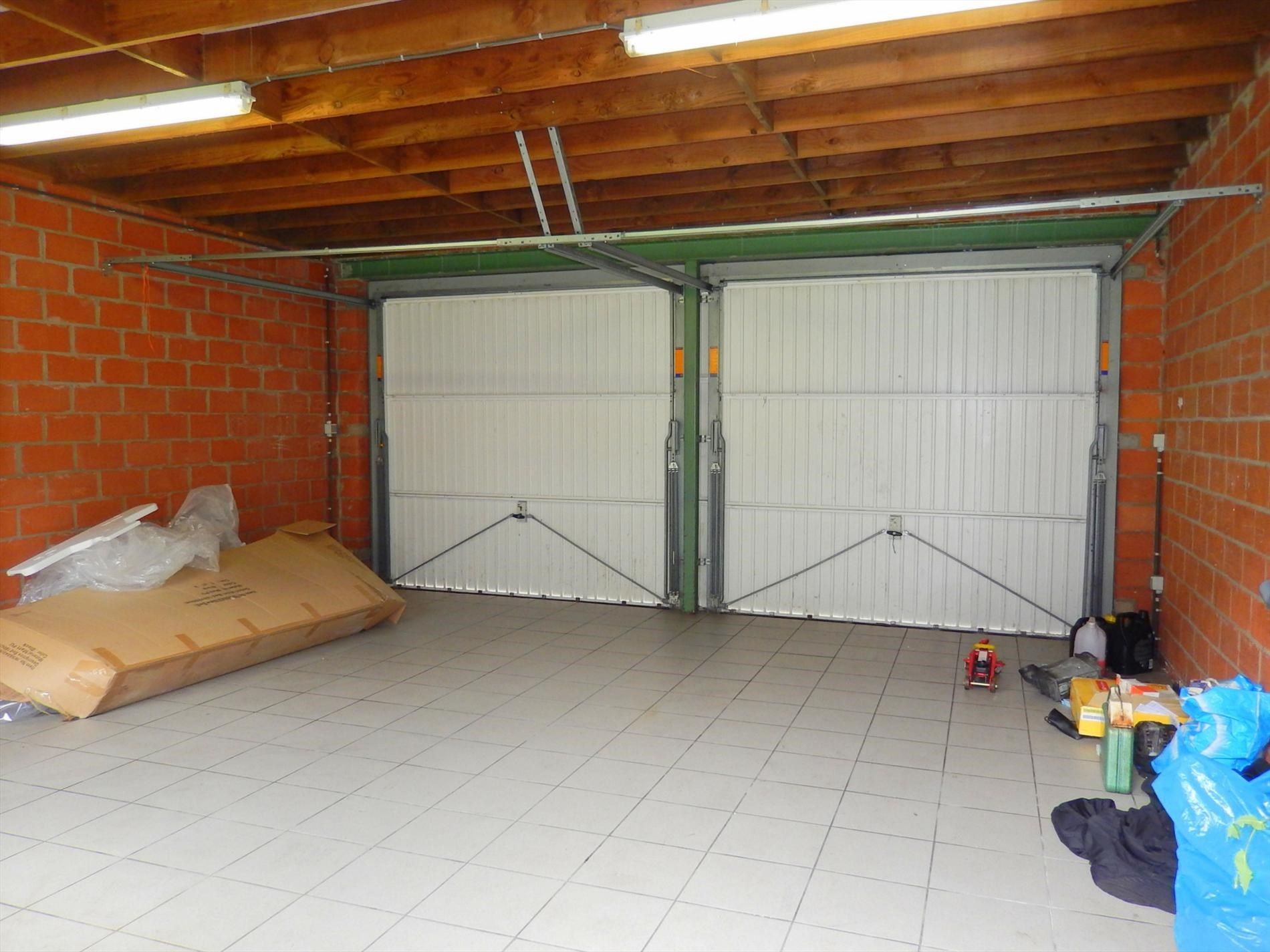 Gezellige rijwoning met dubbele garage foto 21