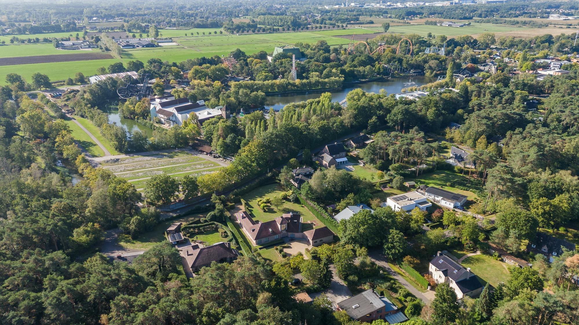 residentieel gelegen villa op 3490 m² te koop in Lichtaart foto 49