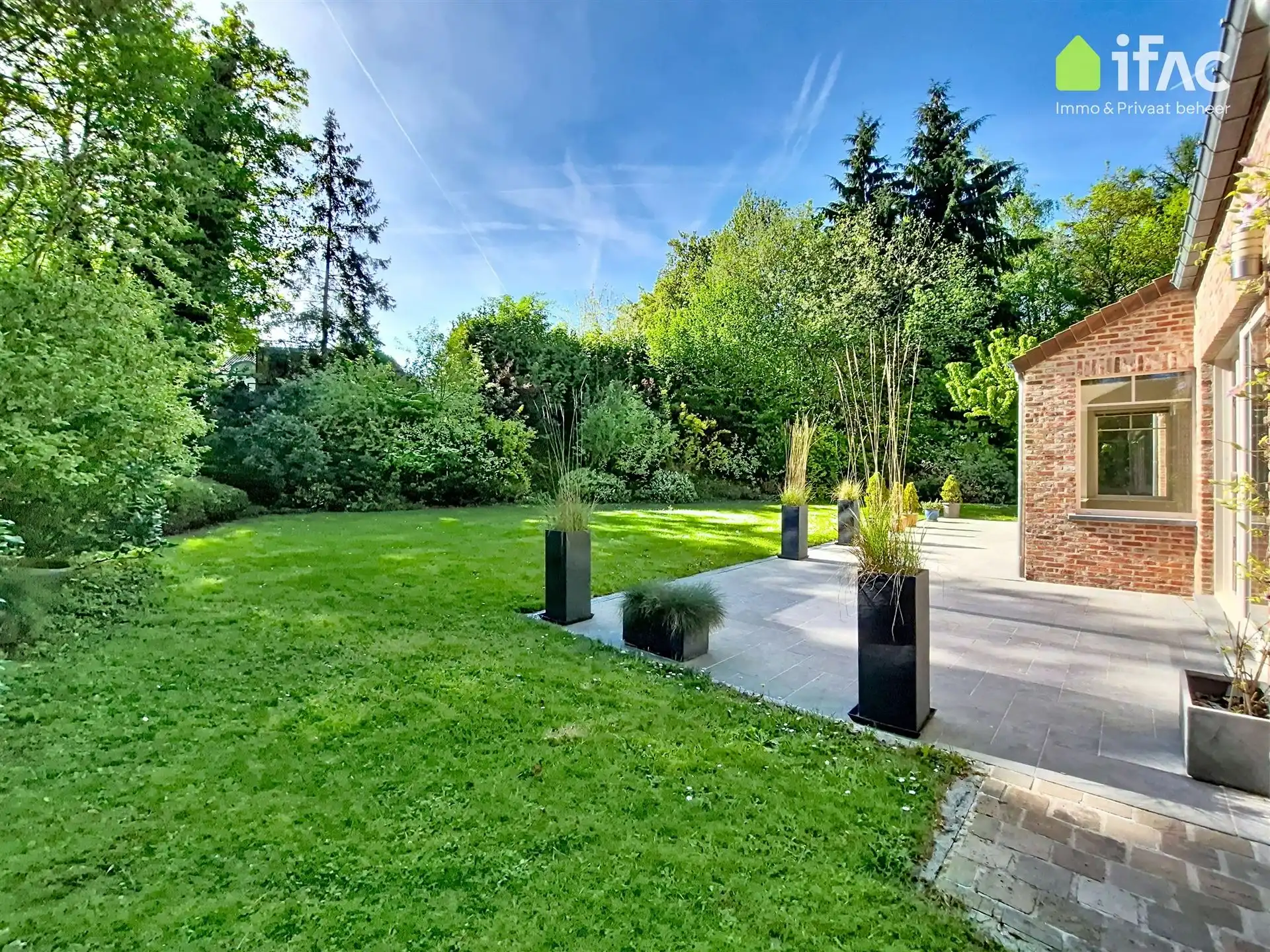 Exclusieve luxevilla op 14,47are in woonpark foto 10