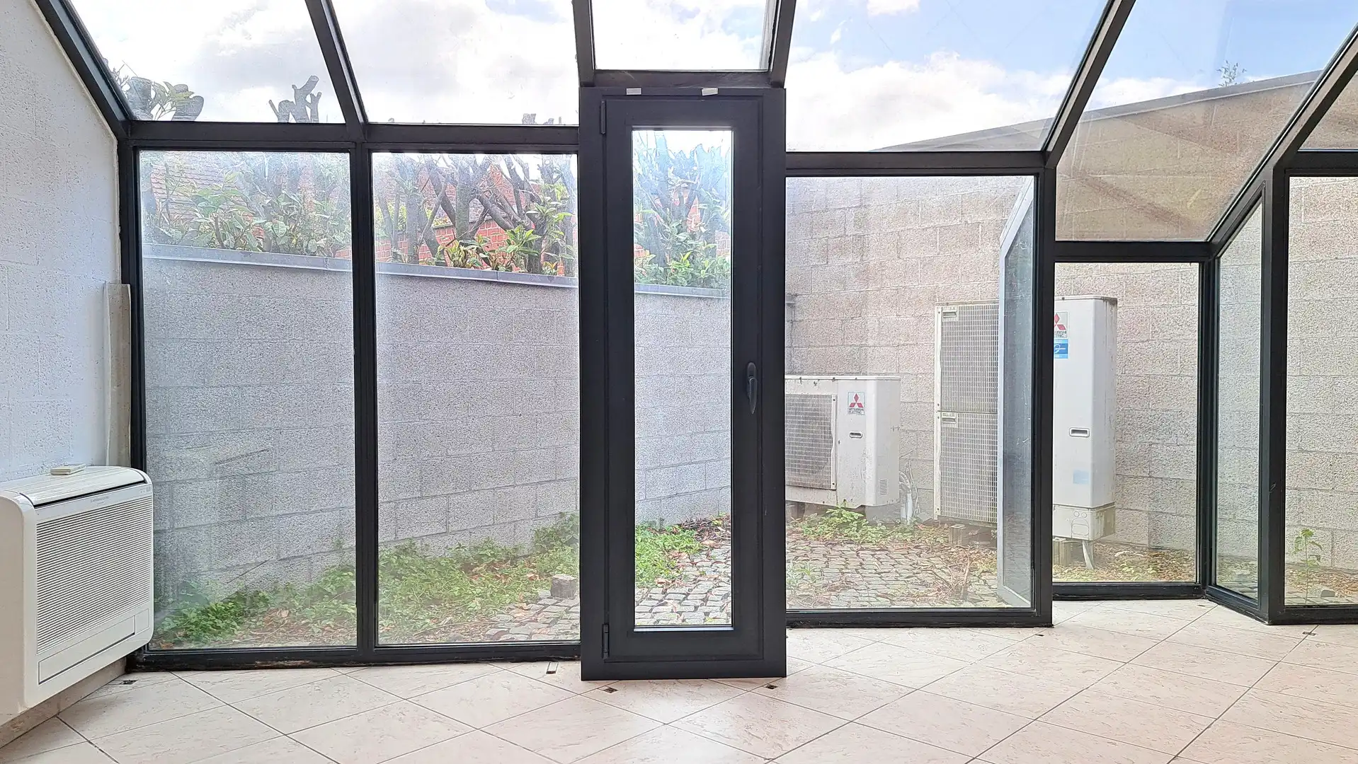 Ruime loft dichtbij station foto 7