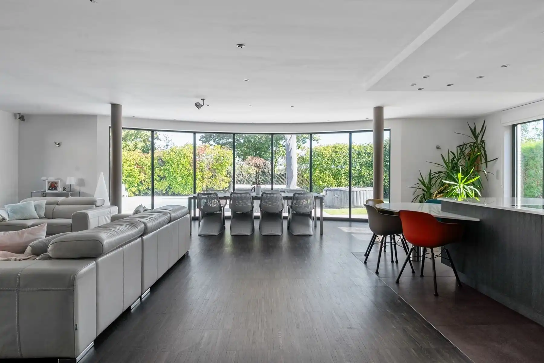  ENERGIEZUINIGE, MODERNE VILLA (2010) MET VERWARMD ZWEMBAD foto 8