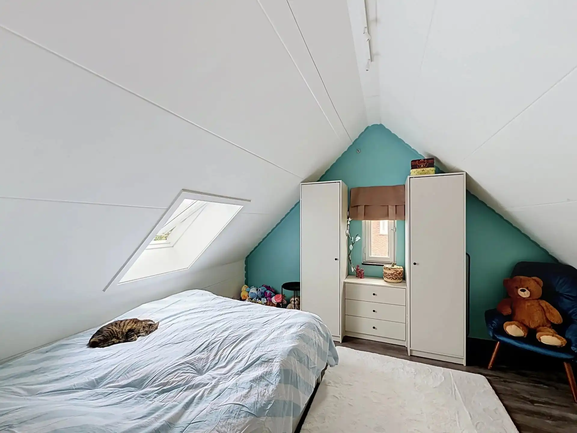 Instapklare gezellige woning op een mooi perceel met 3 slaapkamers en 2 badkamers foto 30