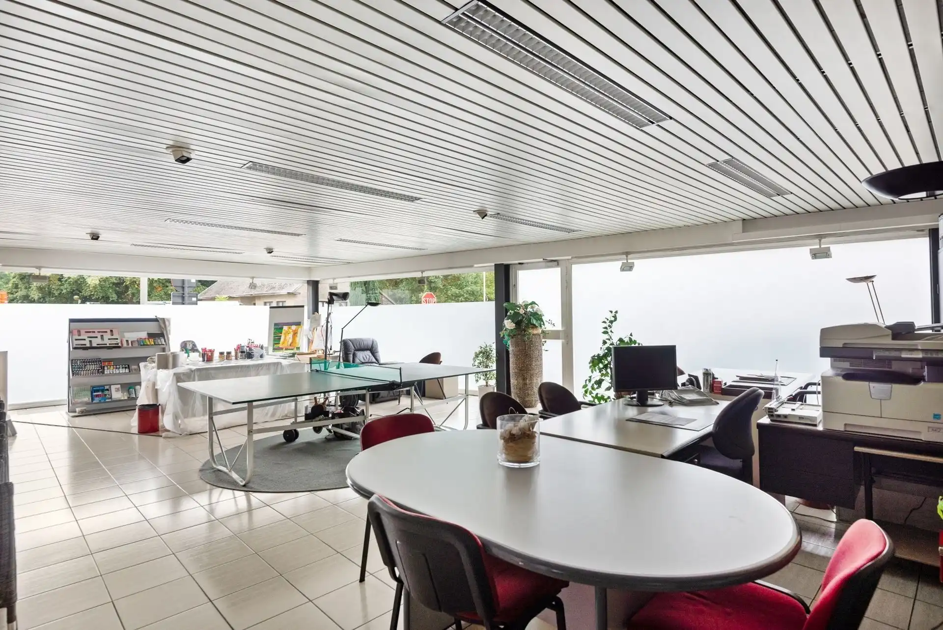 GELIJKVLOERS KANTOOR MET WONING foto 26