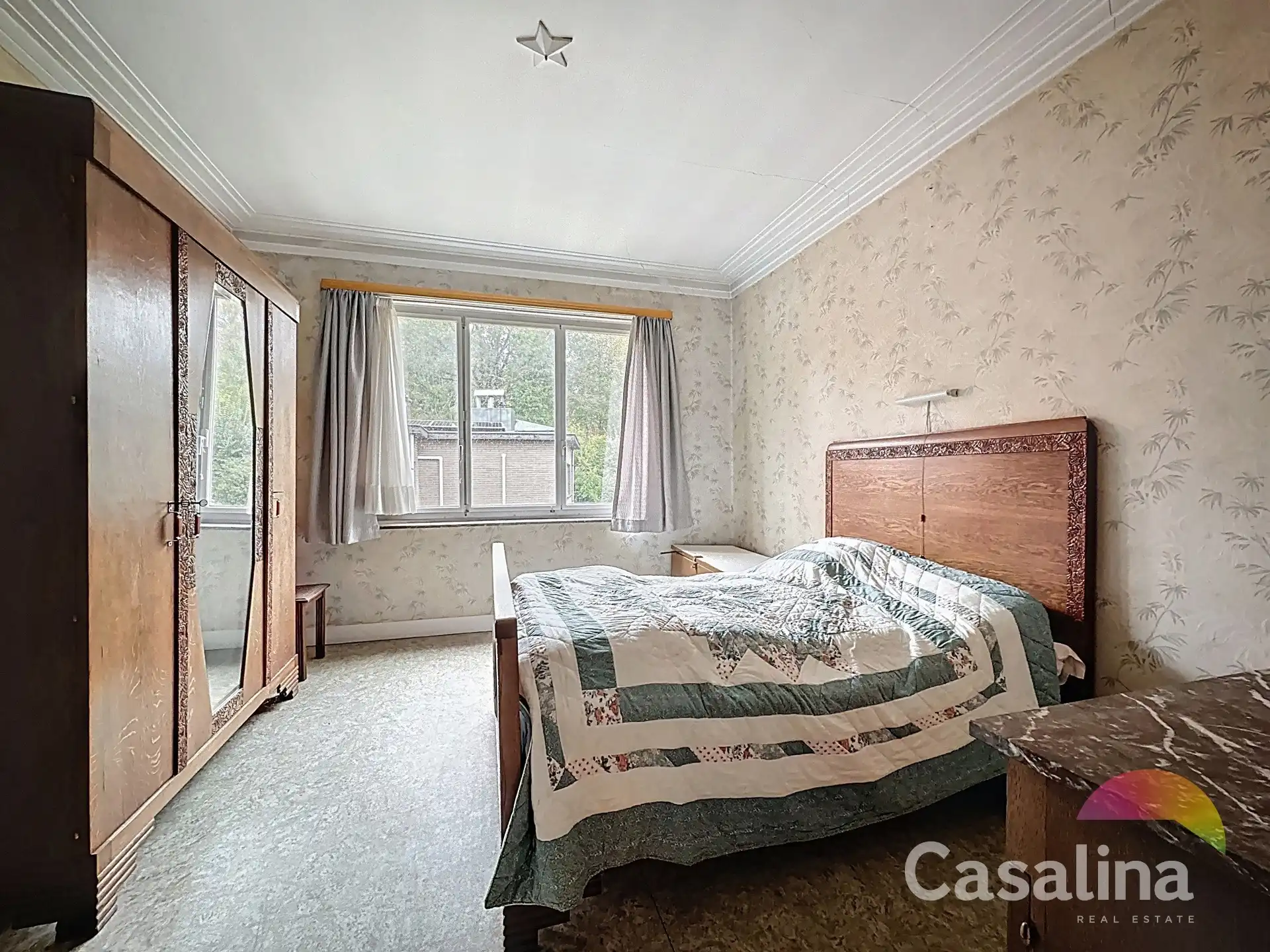 Te renoveren woning met echt potentieel foto 11