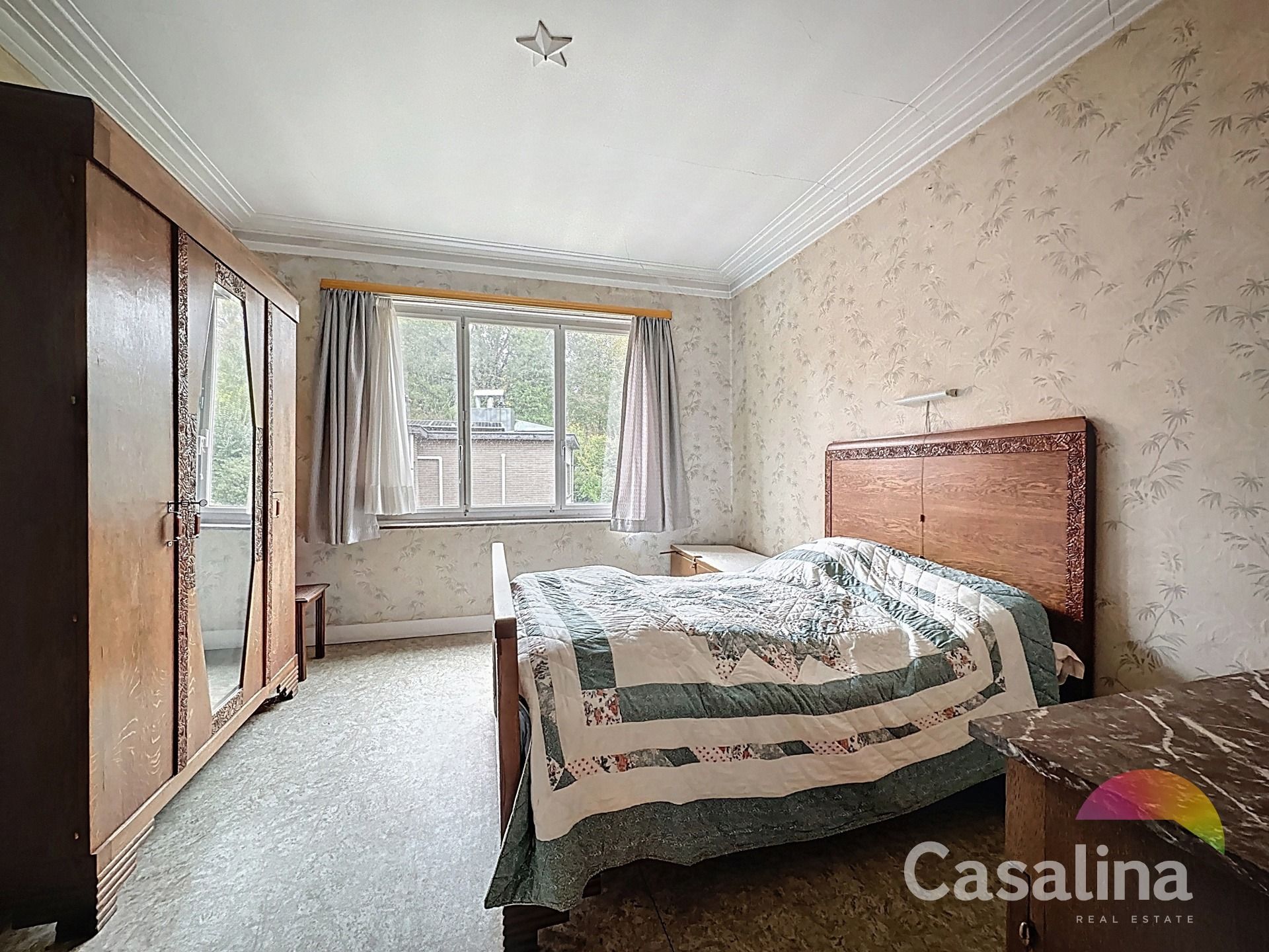 Te renoveren woning met echt potentieel foto 11