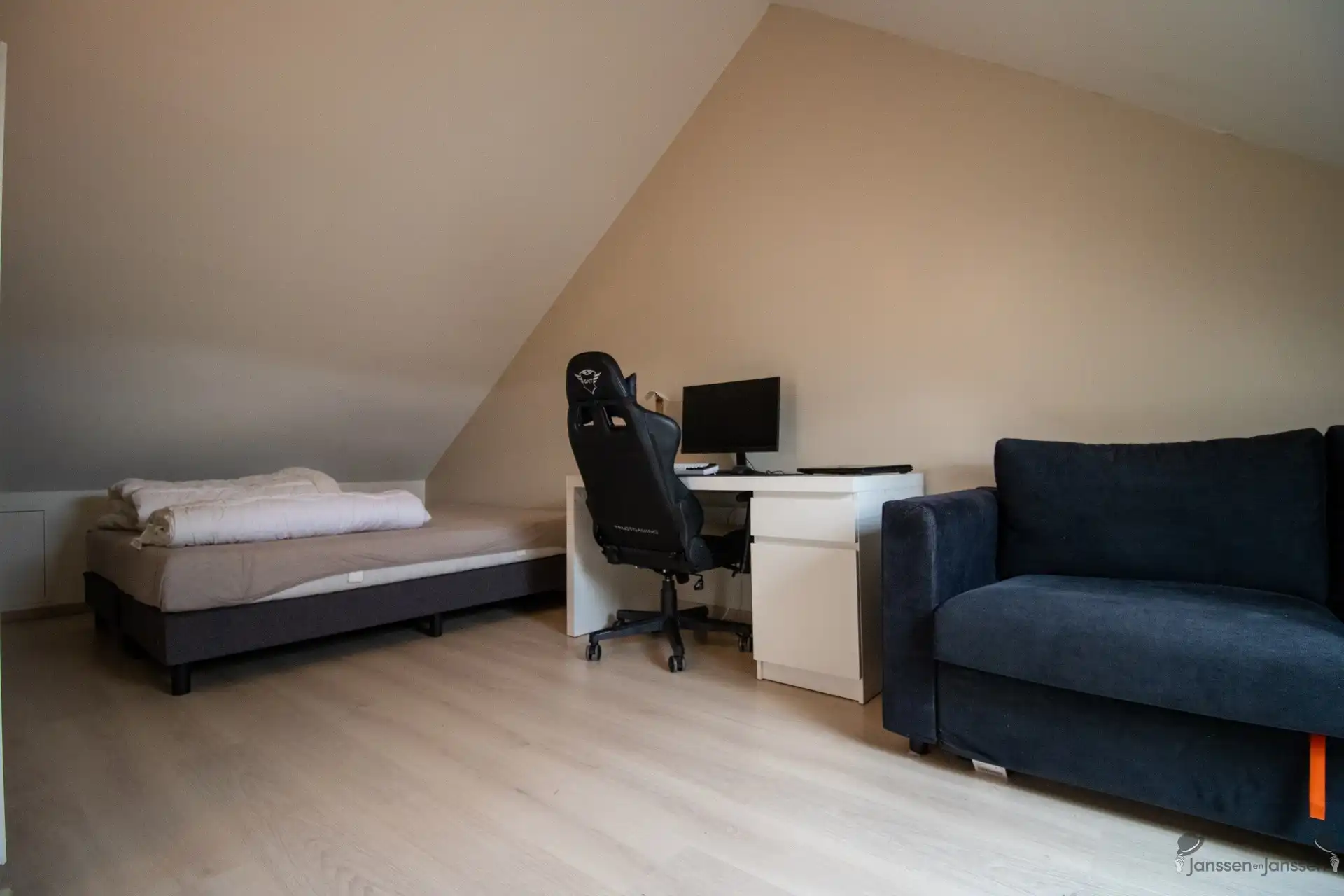 Volledig gerenoveerde HOB met 4 slaapkamers op 431 m² foto 18