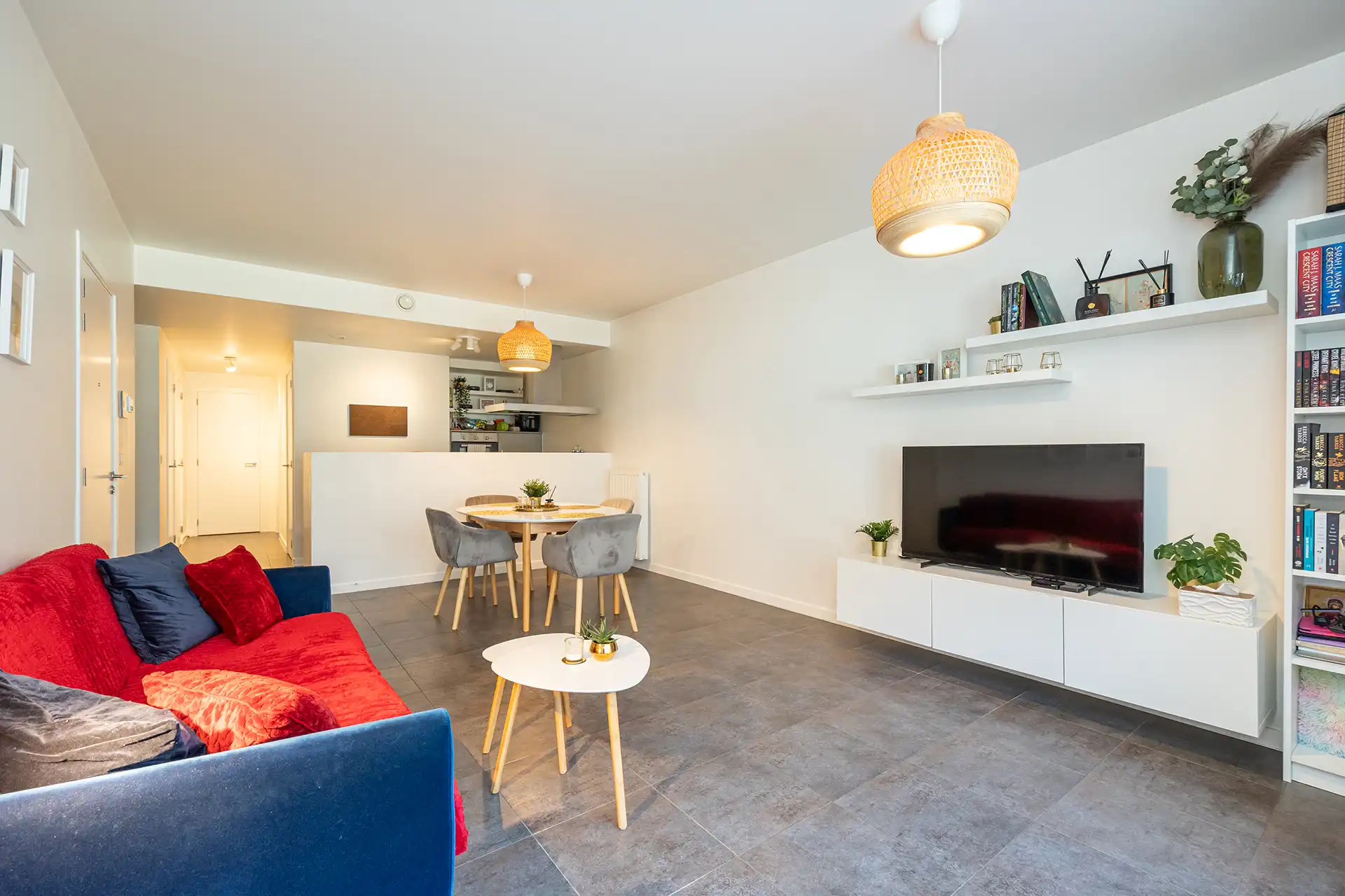 Instapklaar 1-slaapkamerappartement vlak aan de Schelde. foto 4