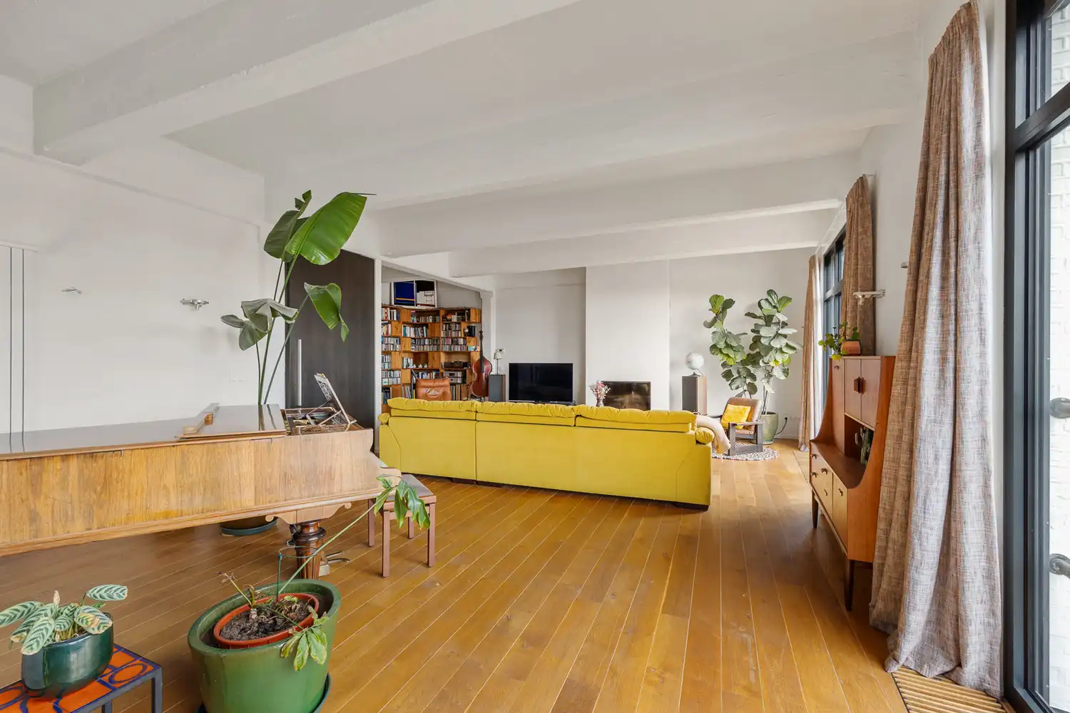Uitzonderlijke loft 200m² + aangelegde daktuin, terras en 2 optionele garages in rustig, groen woonerf op de grens Borgerhout/Antwerpen foto 6