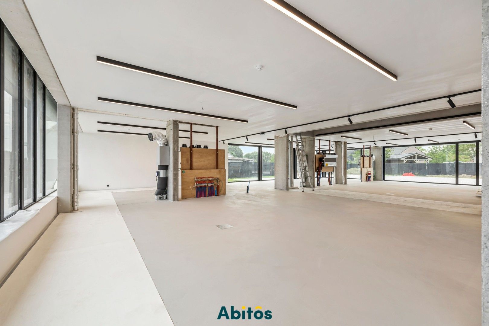 Commerciële ruimte met uitstekende visibiliteit en bereikbaarheid foto 18