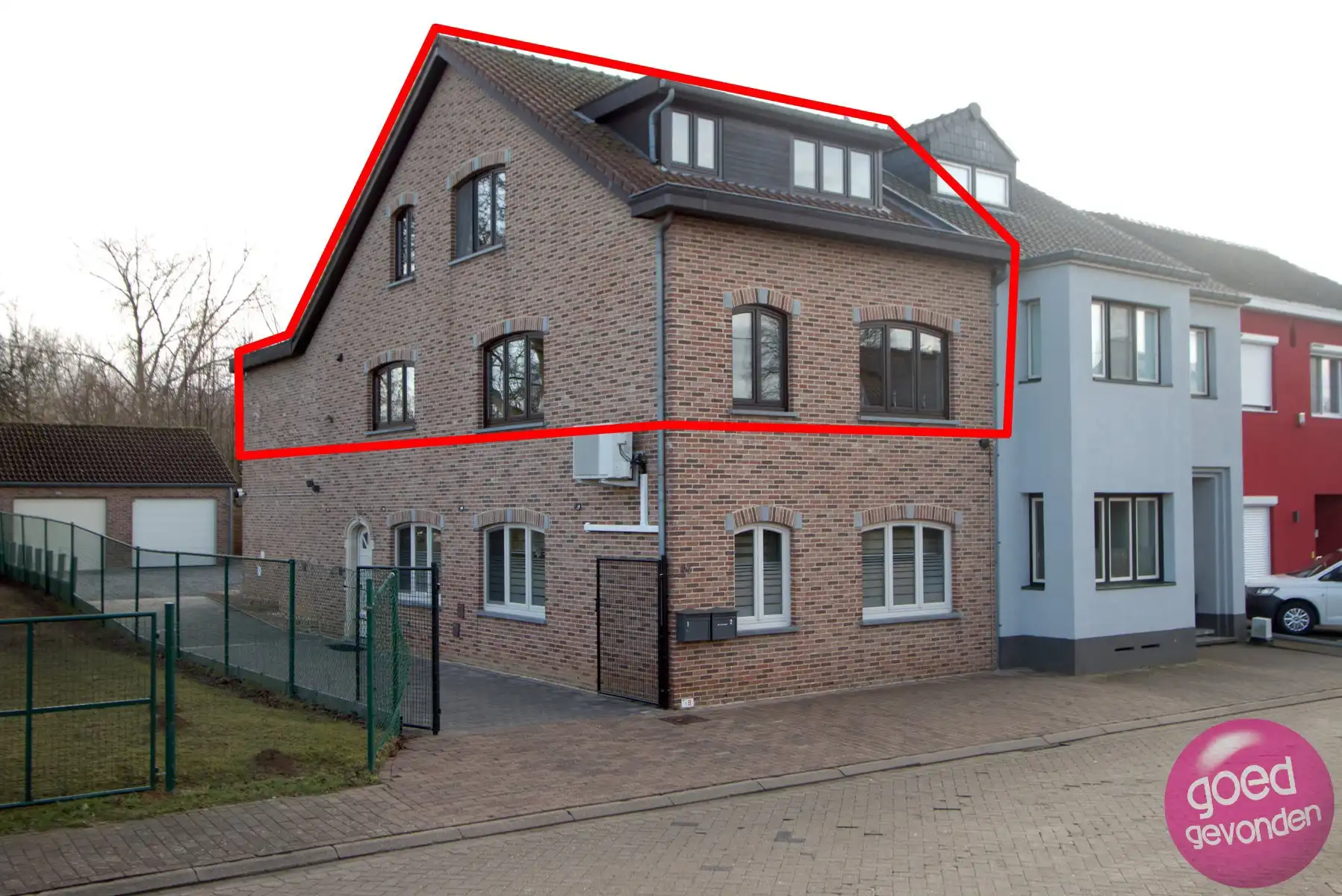 DUPLEX APP - 3 tot 4 SLK - TERRAS - GARAGEBOX - INSTAPKLAAR foto {{pictureIndex}}