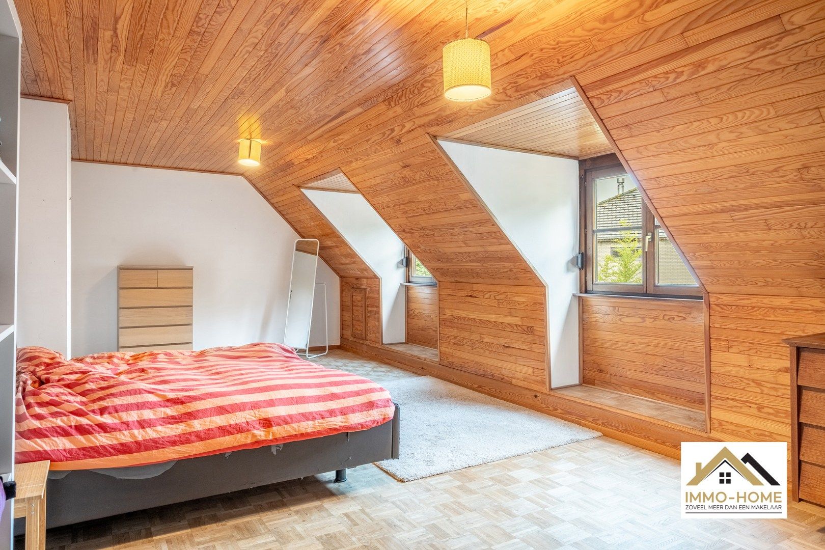 imposante woning MET extra atelier/werkplaats!! foto 18