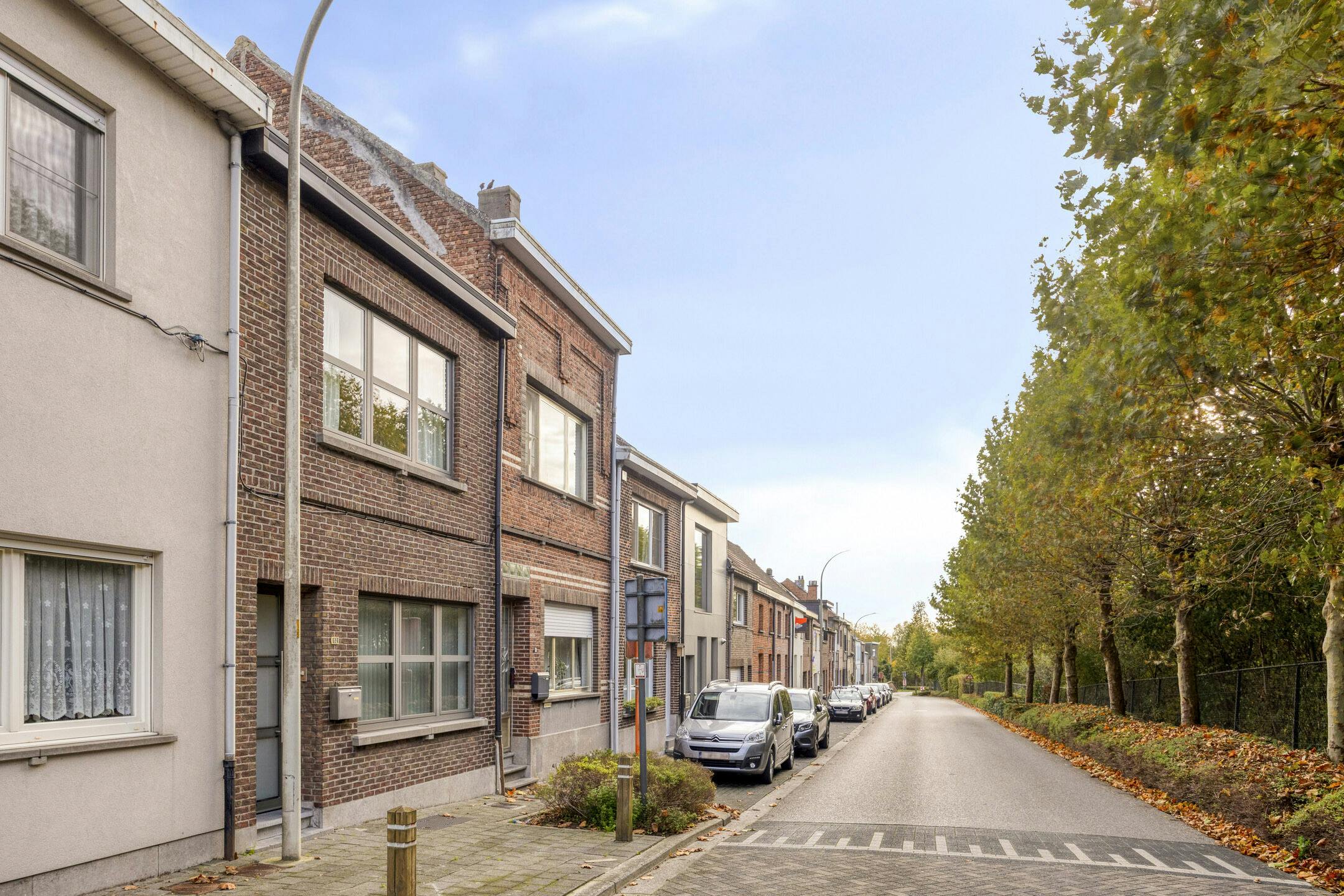 Instapklaar huis te koop in Boom foto 3