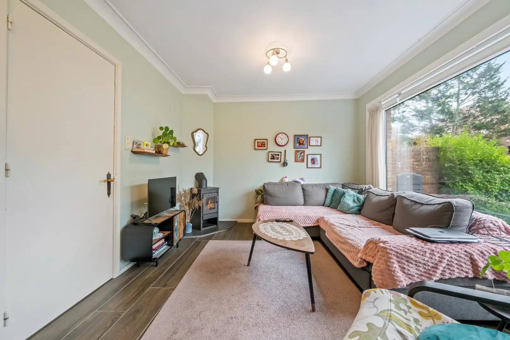 Goed gelegen gerenoveerd woonhuis foto 5