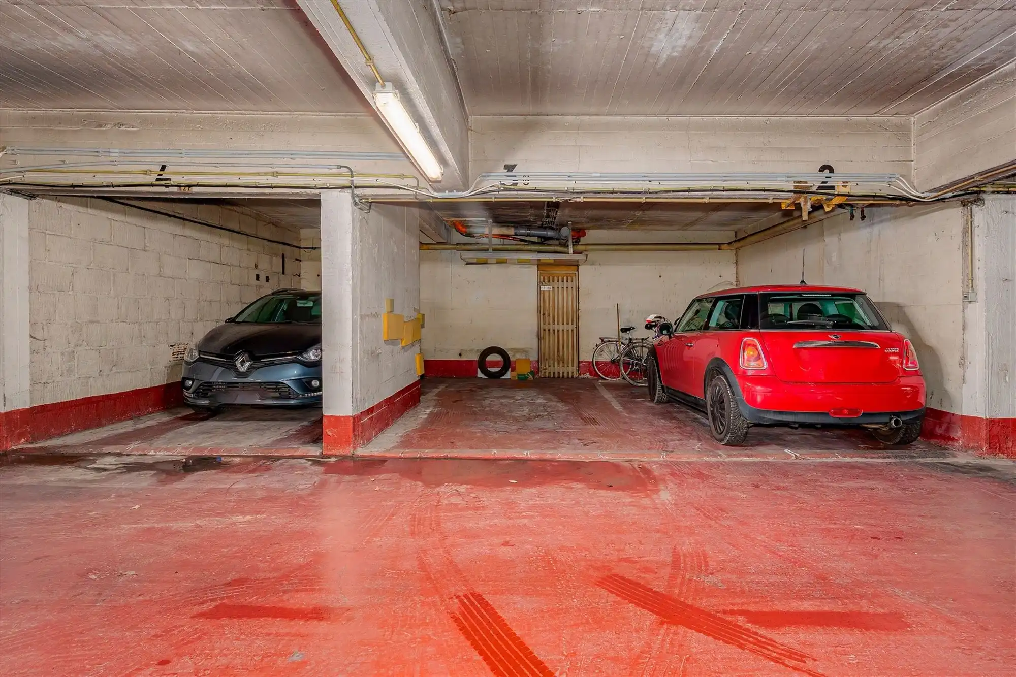 Appartement met 2 slaapkamers en twee terrassen en P foto 24