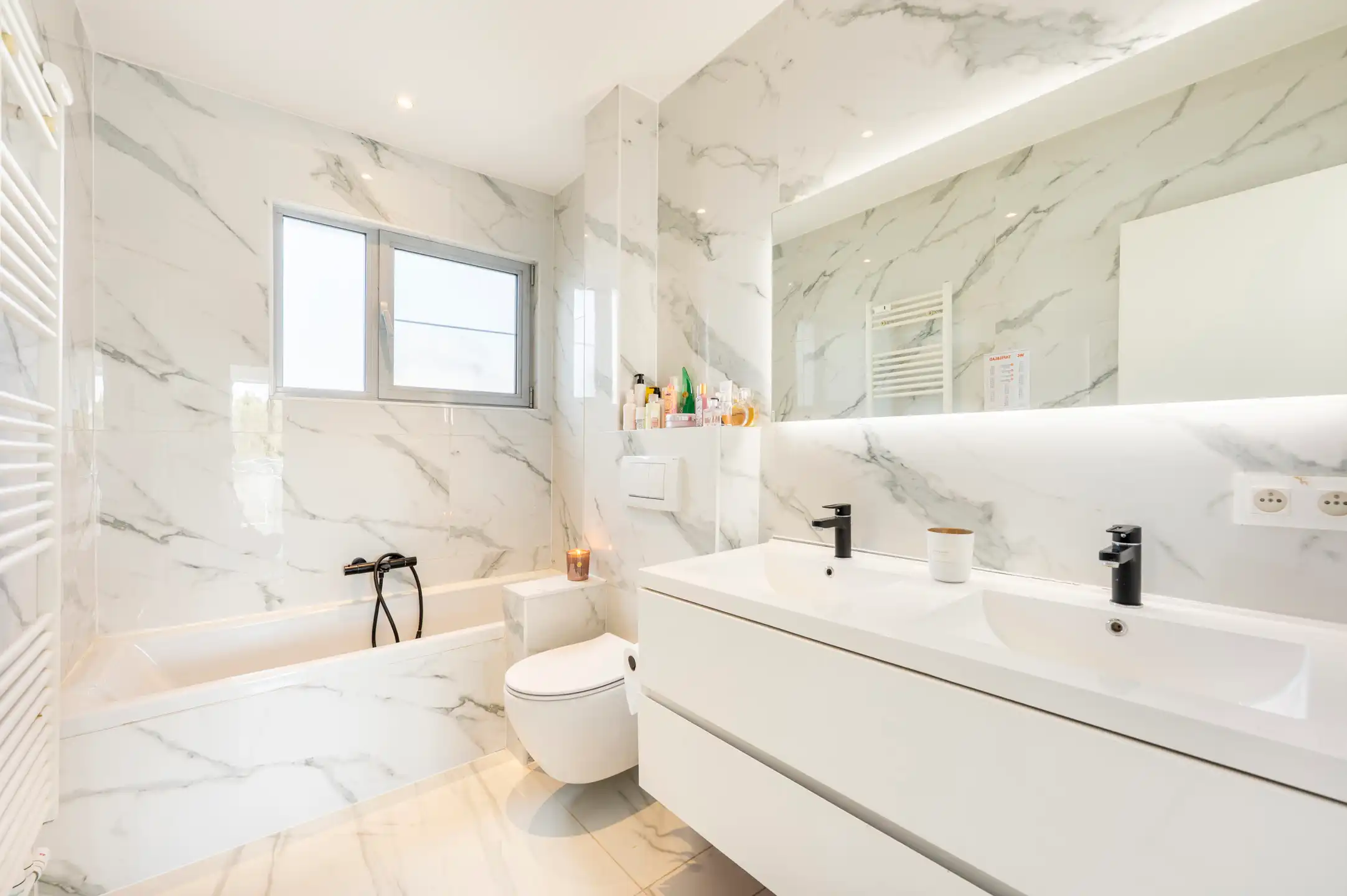 ANTWERPEN - Instapklaar drie slaapkamer appartement foto 7