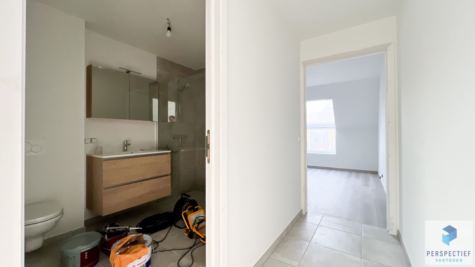 BEZOEKMOMENT ZATERDAG 25/10 VAN 14U TOT 15U30 | MODERN ENERGIEZUINIG NIEUWBOUWAPPARTEMENT met TERRAS foto 6