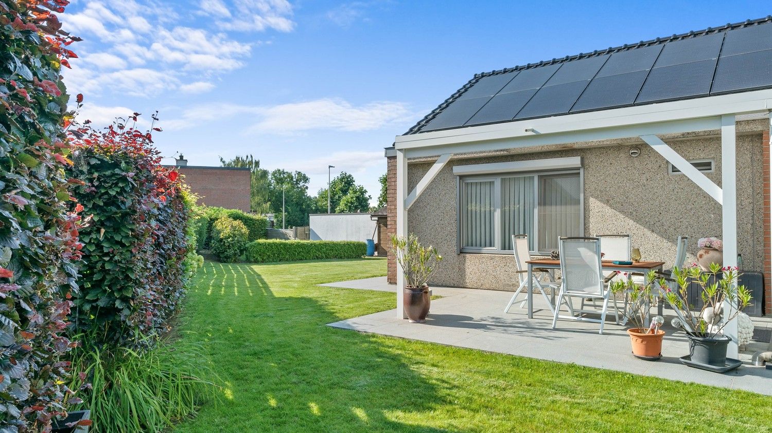 Mooie gelijkvloerse woning met 3 slaapkamers, garage en tuin foto 26