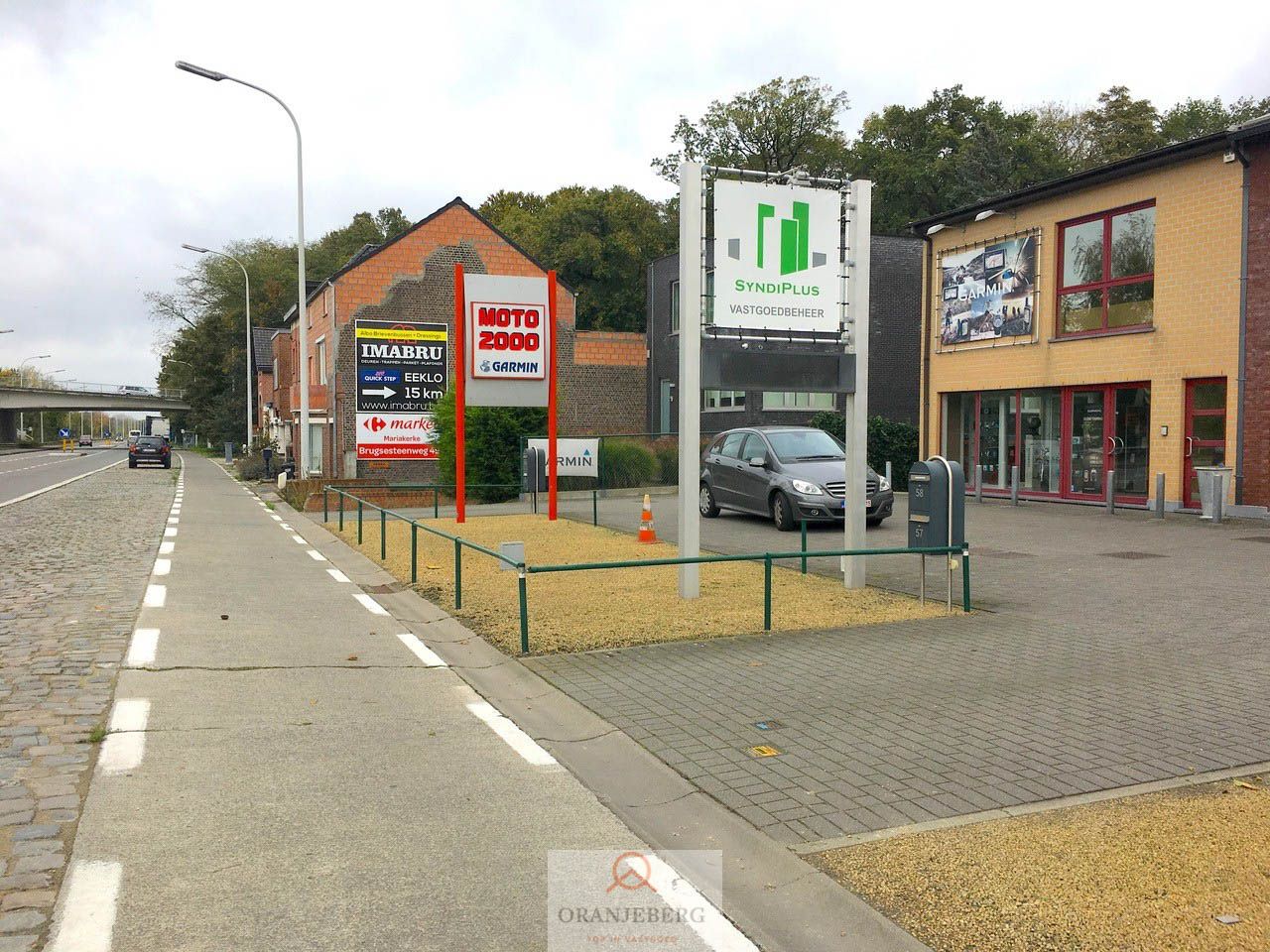 Handels ruimte/kantoor (128 m²) + magazijn te huur Mariakerke foto {{pictureIndex}}