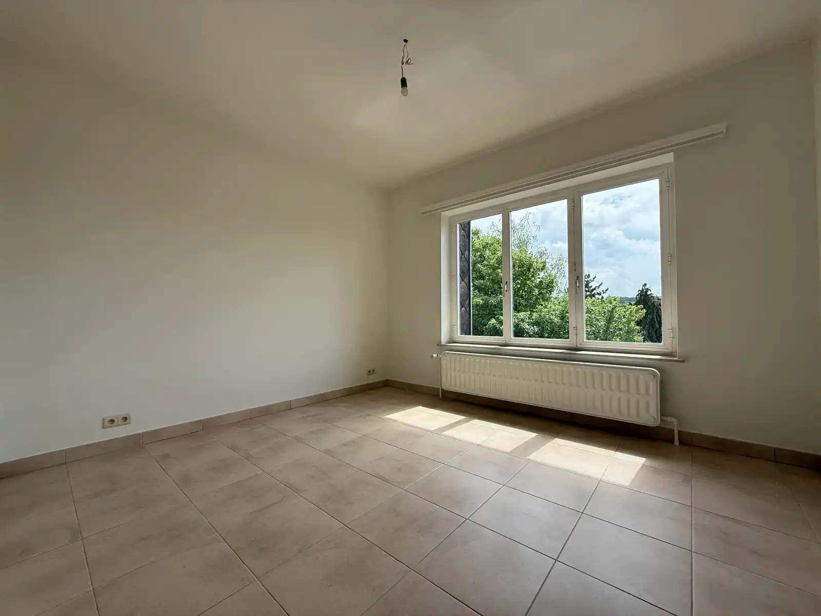 Instapklaar 2-slpk appartement met garage foto 8