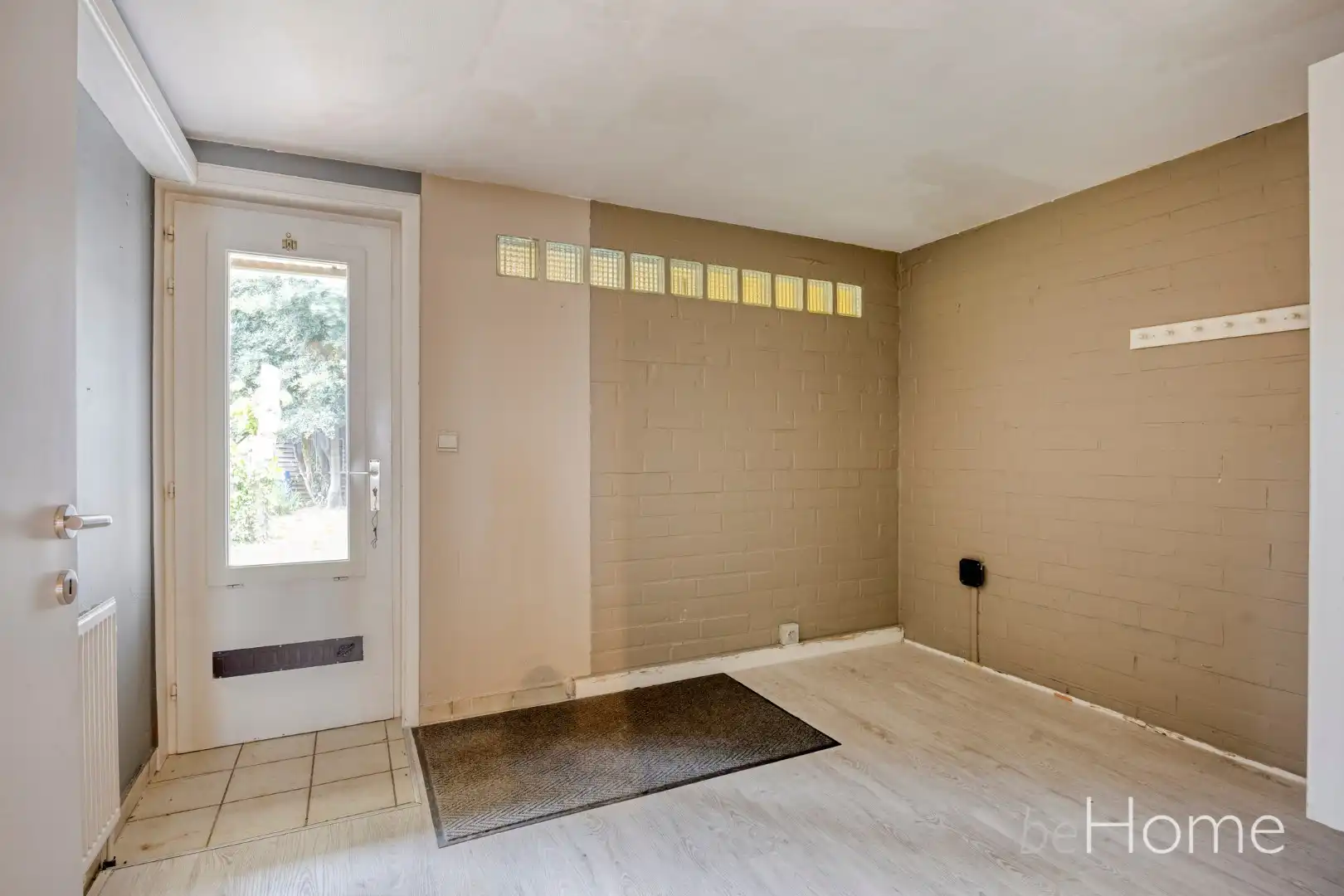 TE KOOP - Ruime 2-gevelwoning met praktijkruimte en uitzonderlijk potentieel in het hart van Merchtem foto 13